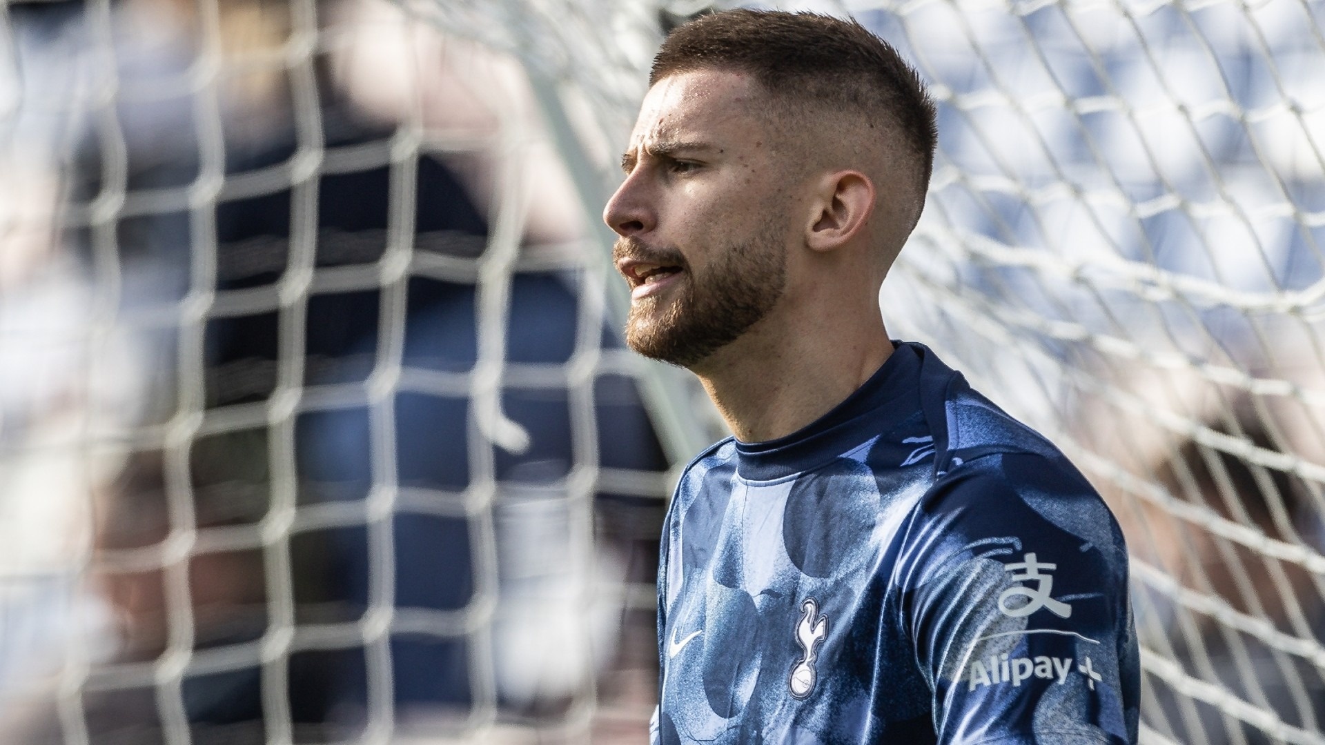 Tottenham bat on hinh anh