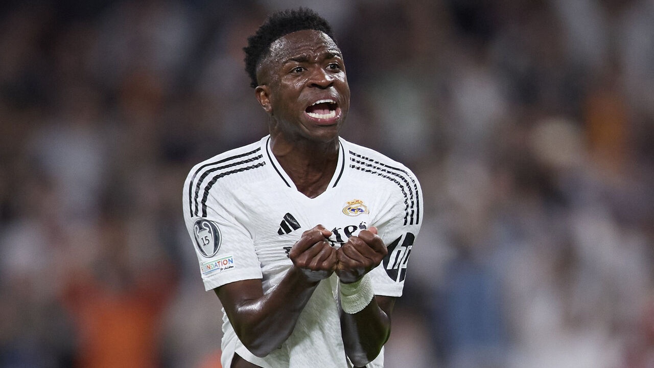 Vinicius doi luong cao ngat o Real hinh anh