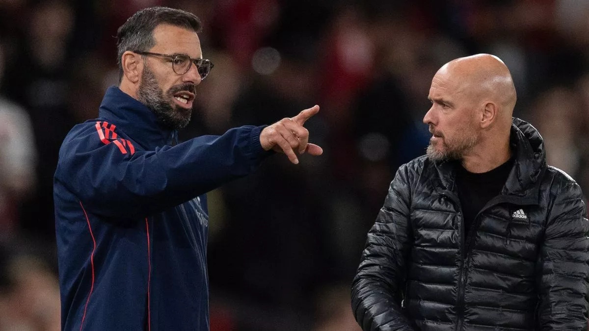 Van Nistelrooy tiet lo cam xuc cua Ten Hag sau khi bi sa thai hinh anh