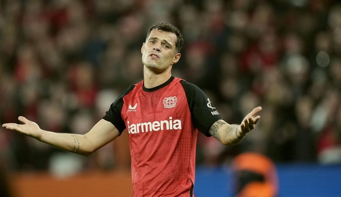 Leverkusen bat on hinh anh