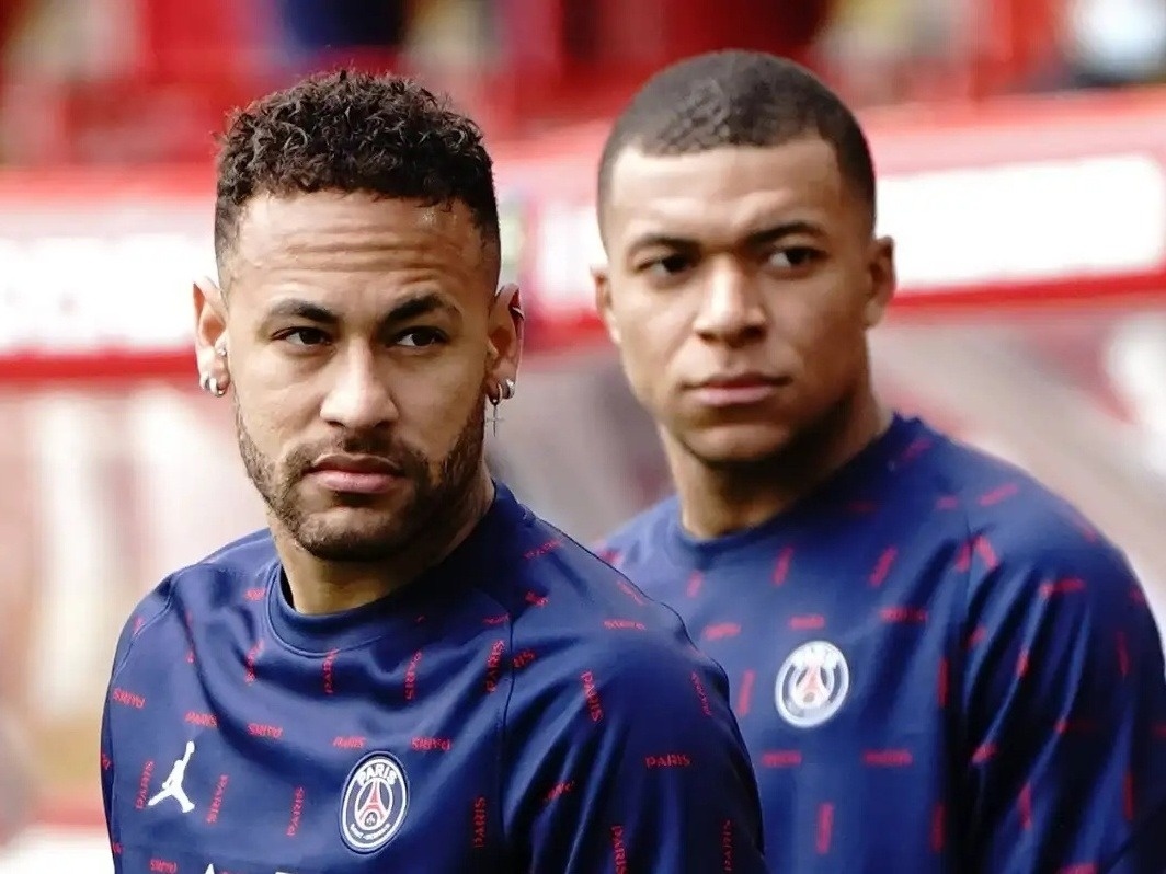 Neymar da dung ve 'con ac mong' Mbappe hinh anh
