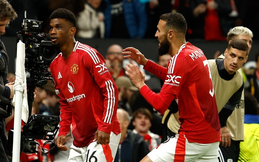 MU thang tran dau tai cup chau Au sau 380 ngay hinh anh