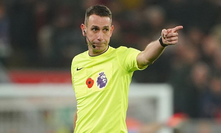 UEFA trung phat trong tai nhuc ma Liverpool hinh anh