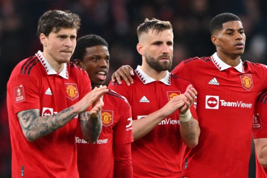 HLV Amorim len ke hoach thanh ly 5 cau thu hinh anh