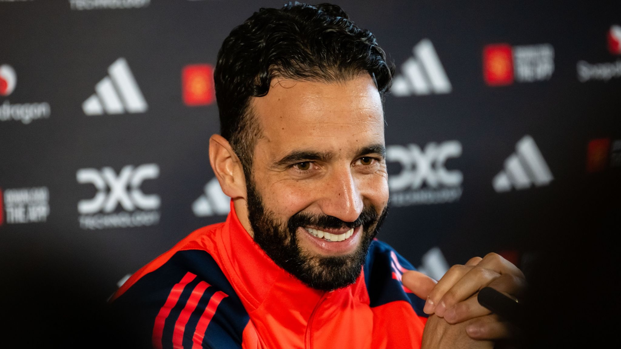 Man 'chao san' day tu tin cua tan HLV Man United hinh anh