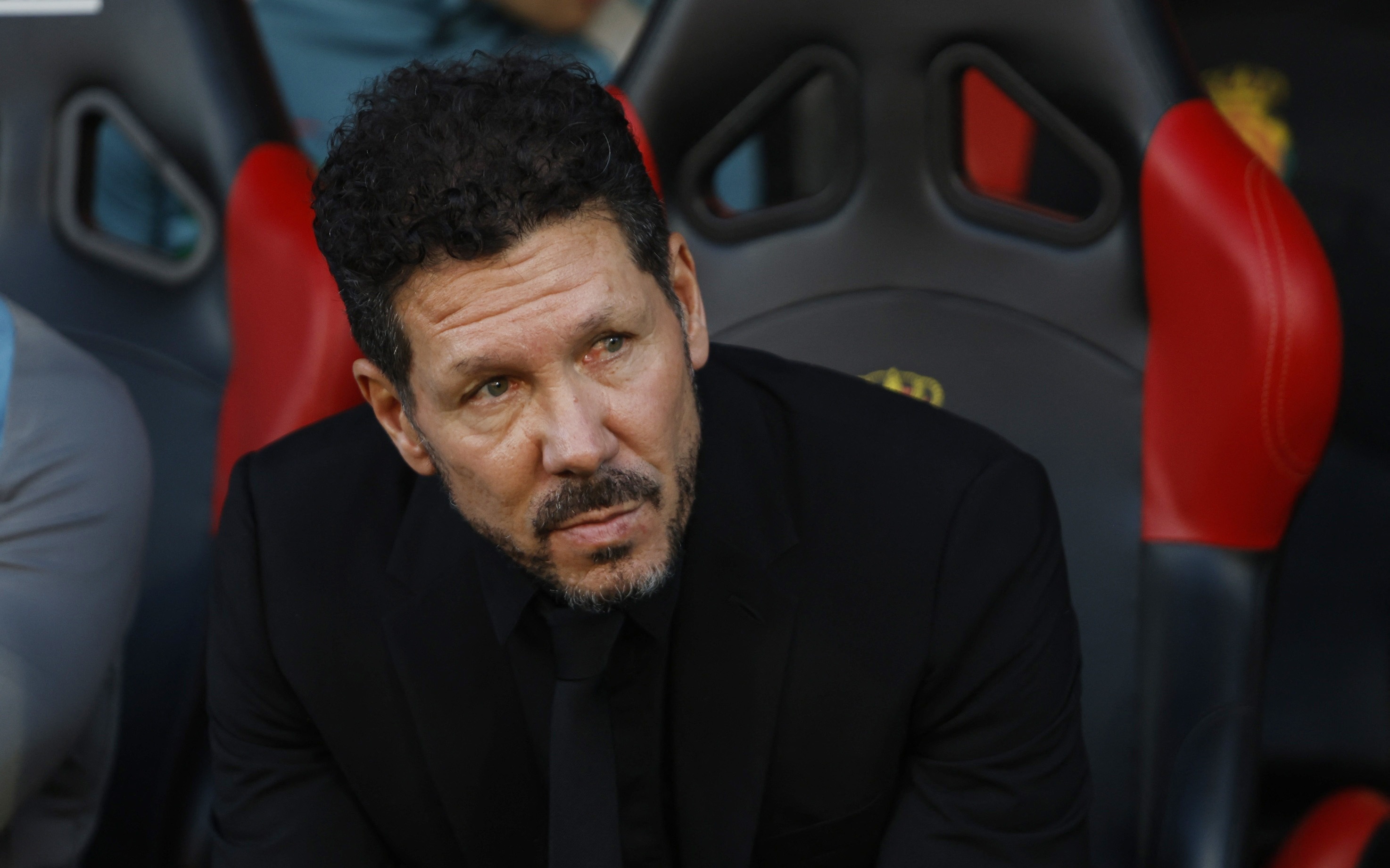 HLV Simeone khoc khi di vao lich su La Liga hinh anh