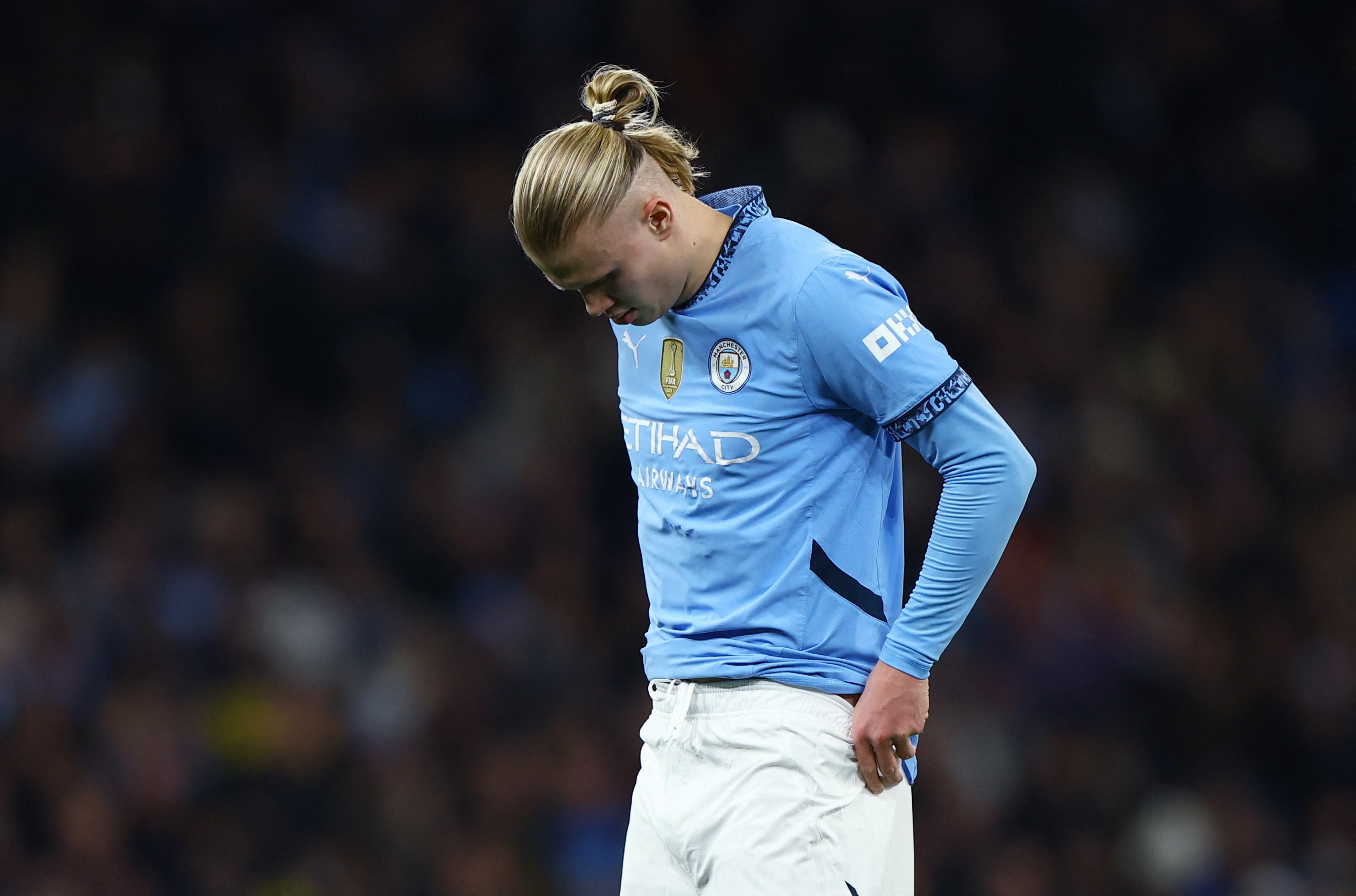 Chuyen gi dang xay ra voi Haaland hinh anh