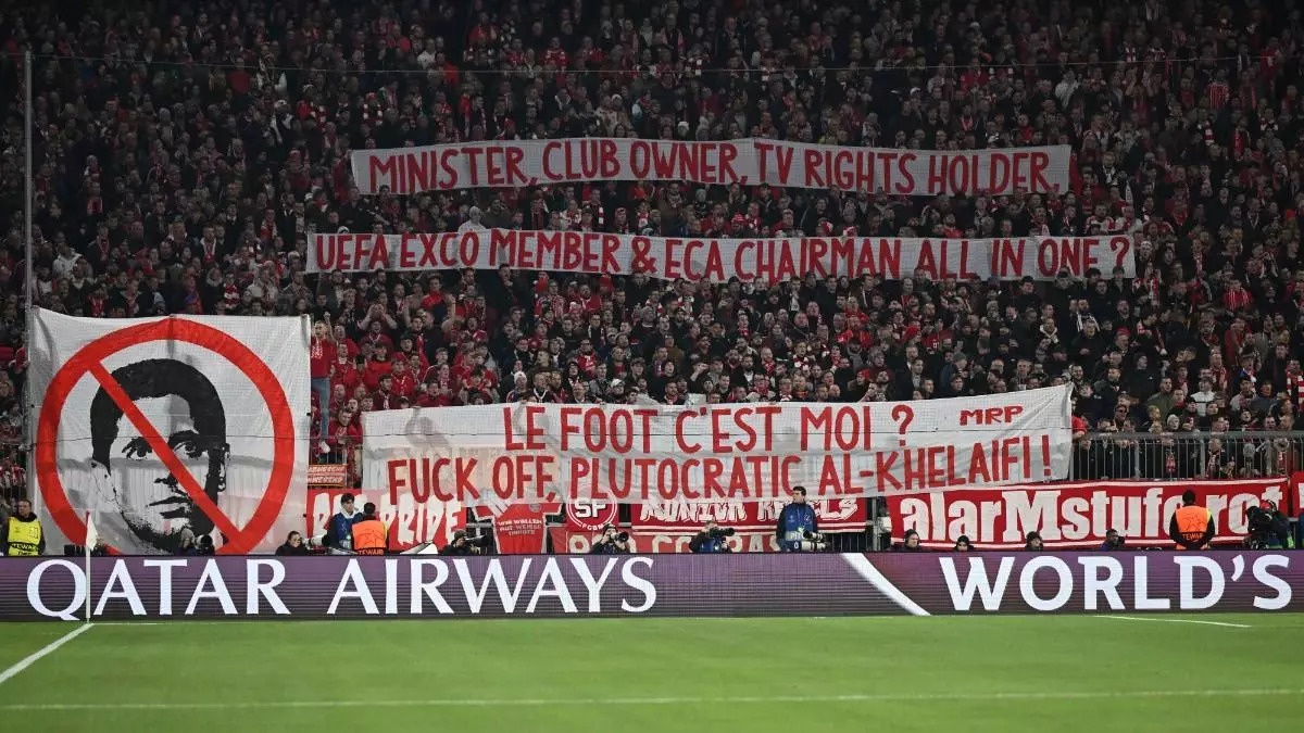 Bayern chi trich sep PSG: 'Di xuong dia nguc...' hinh anh