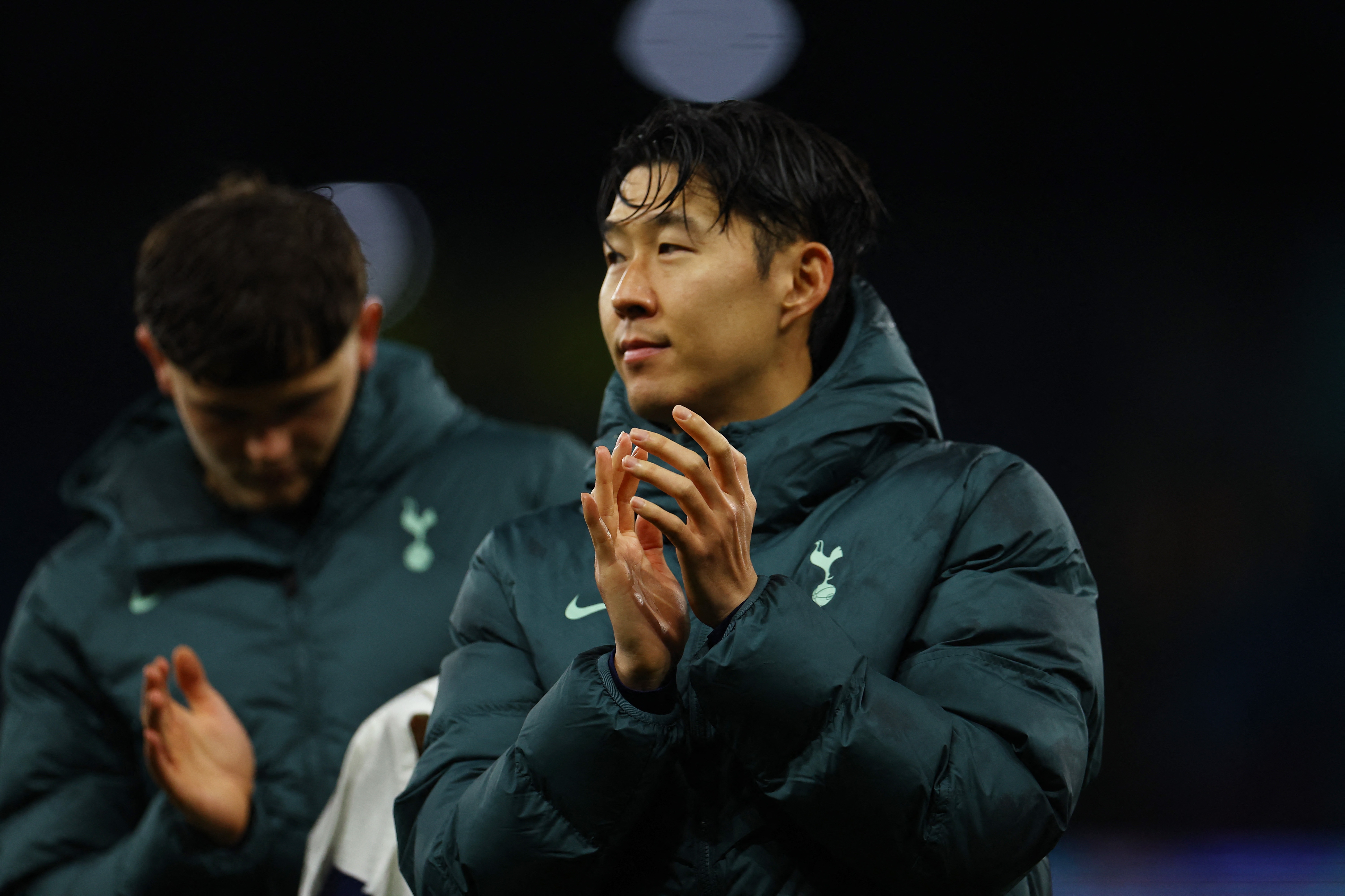 Son Heung-min khien Tottenham lo lang hinh anh