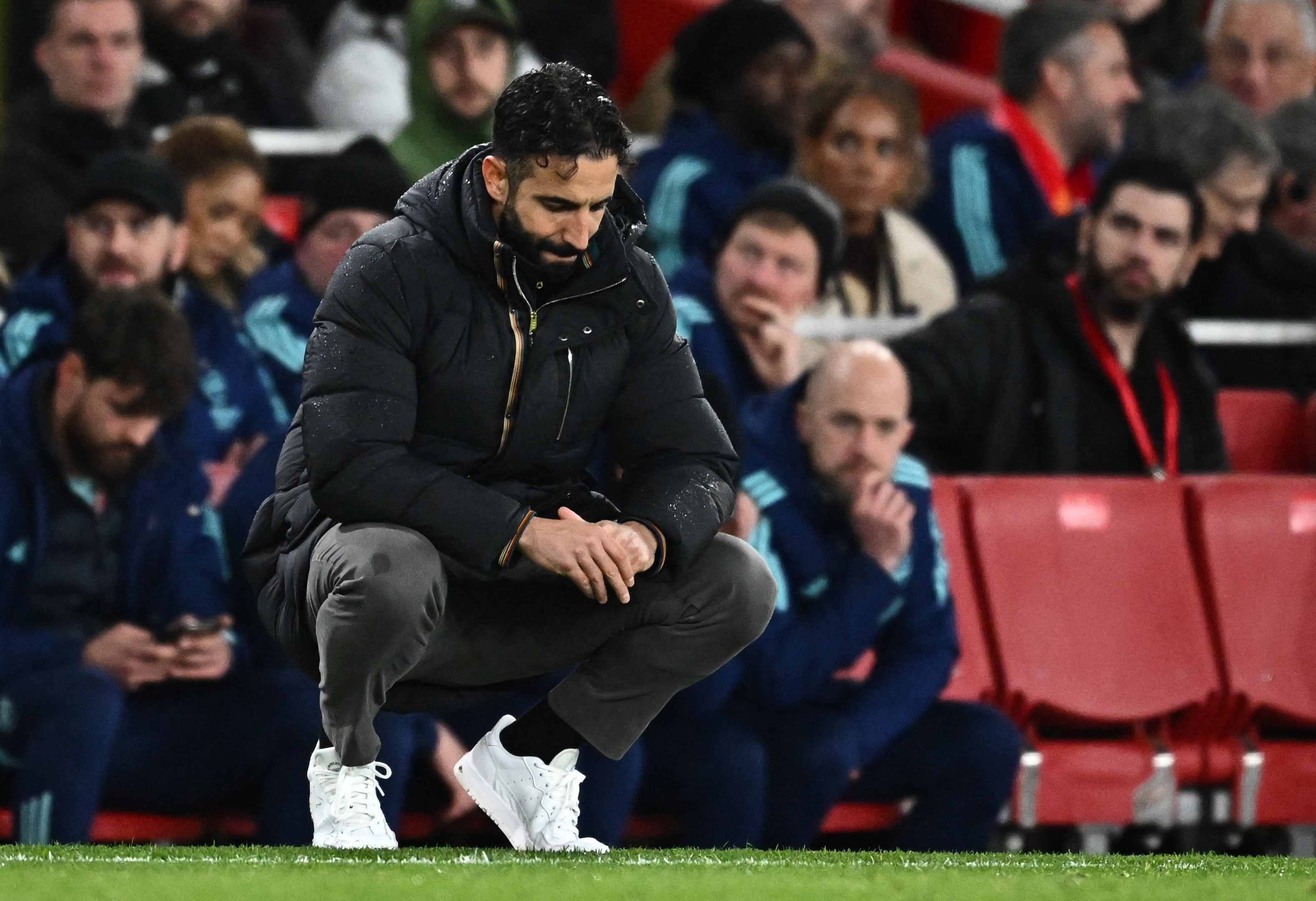 Manchester United bai tran, nhung khong thua cuoc hinh anh