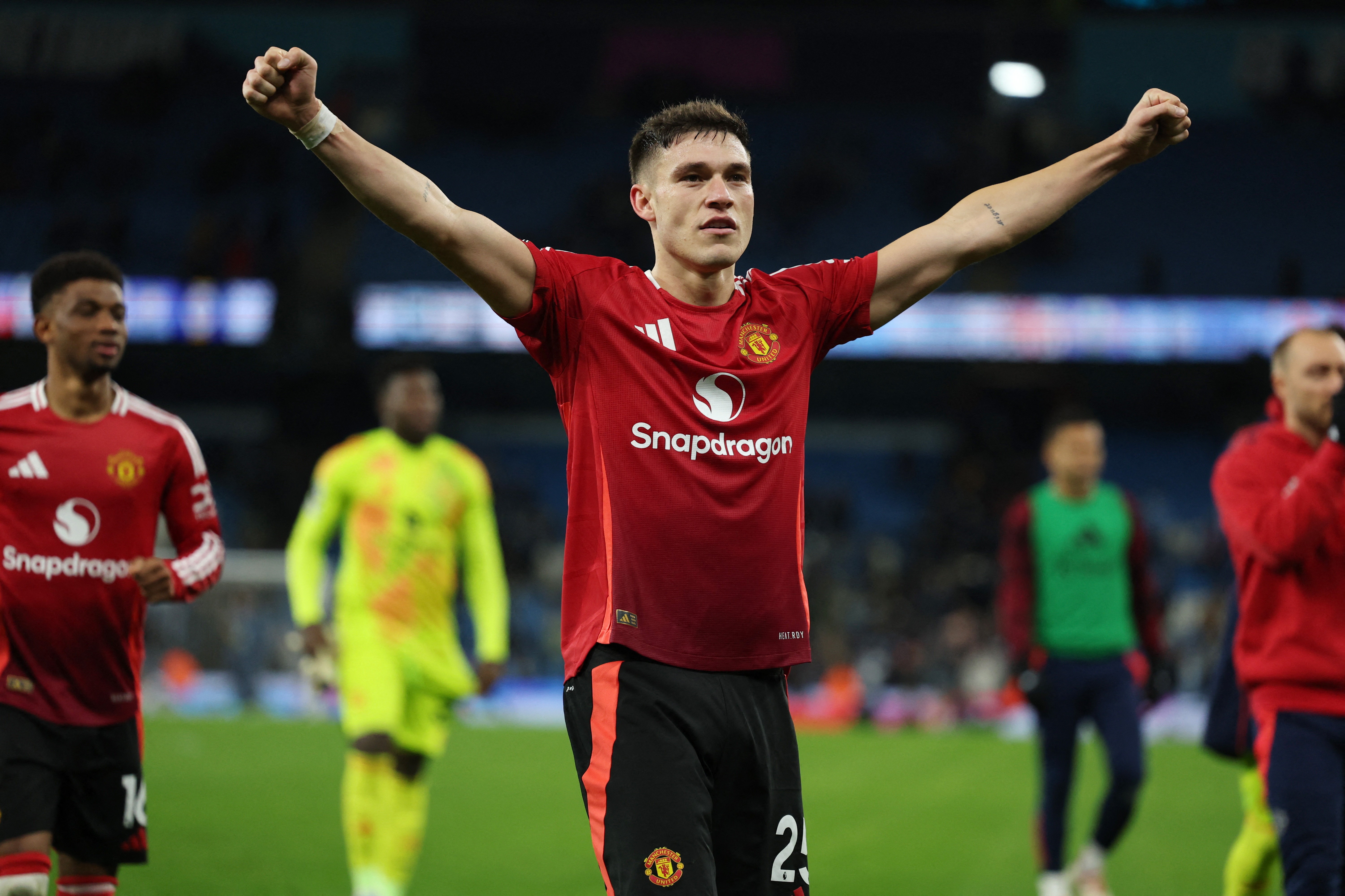 Ugarte lam cam lang moi chi trich hinh anh