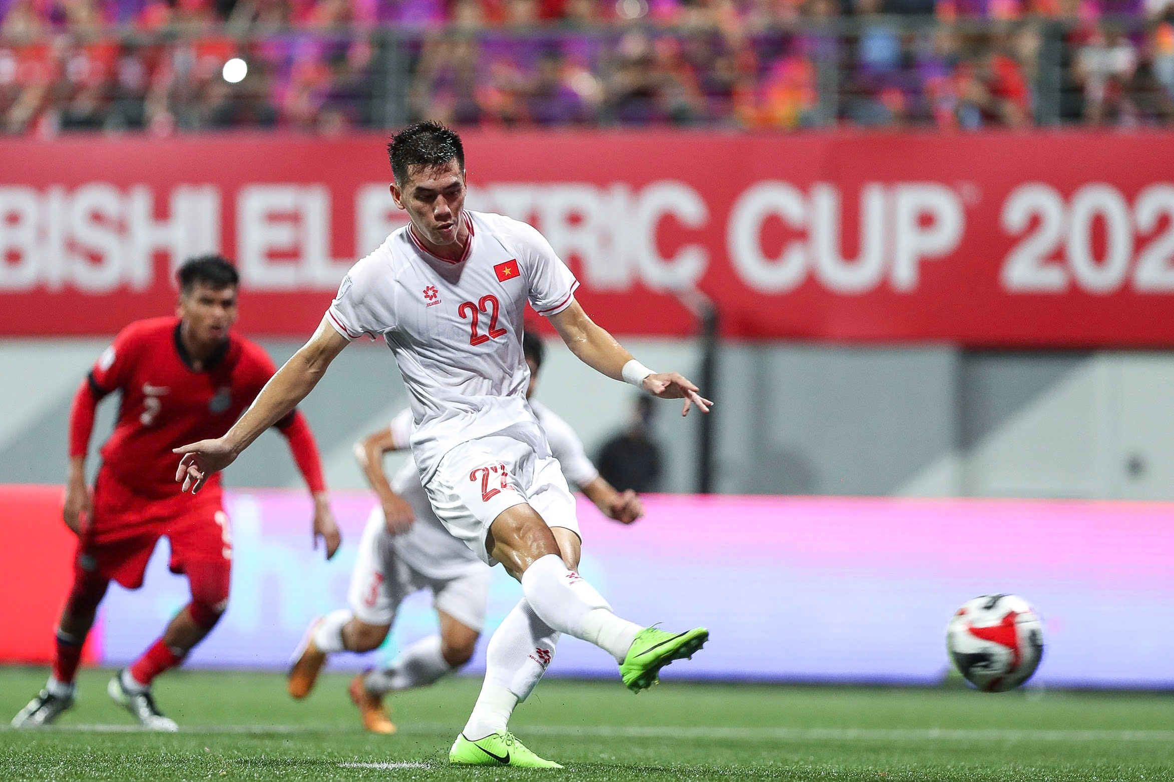 Tuyen Singapore anh 2