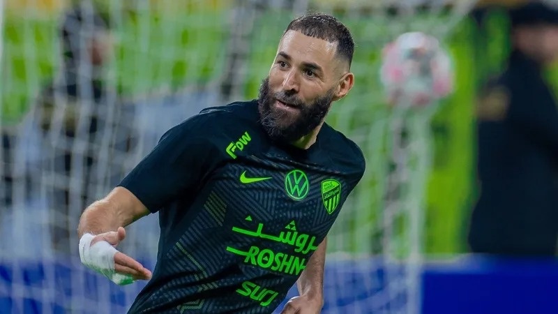 Benzema dap tat tin don Solari: 'Trong mo thoi' hinh anh