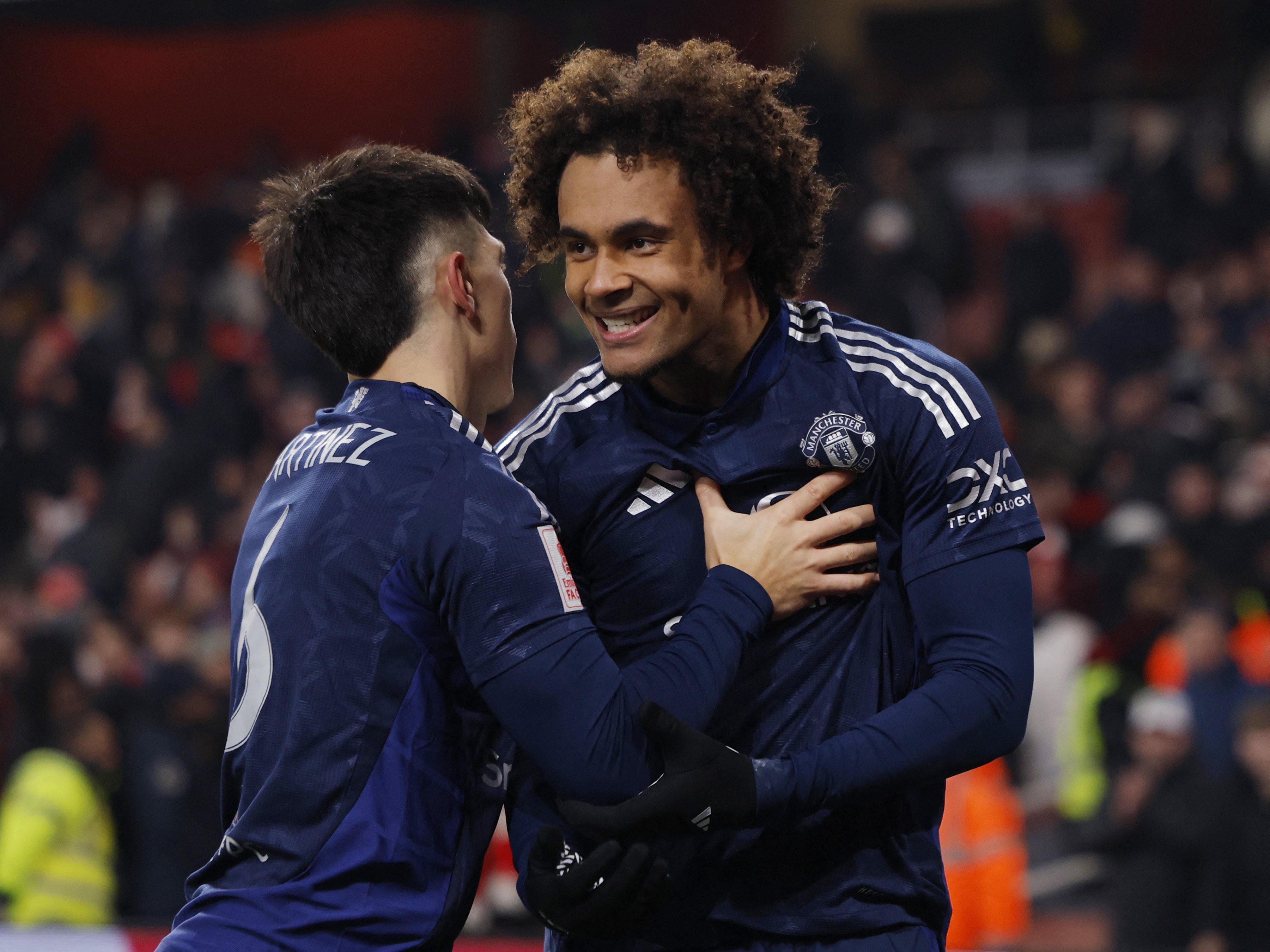 Chien thang 'dien ro' cua Manchester United hinh anh