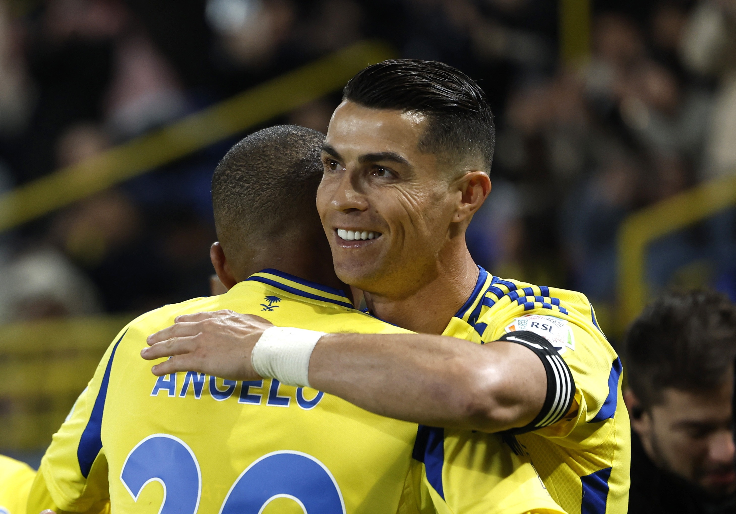 Saudi Arabia huong toi World Cup hoanh trang hinh anh