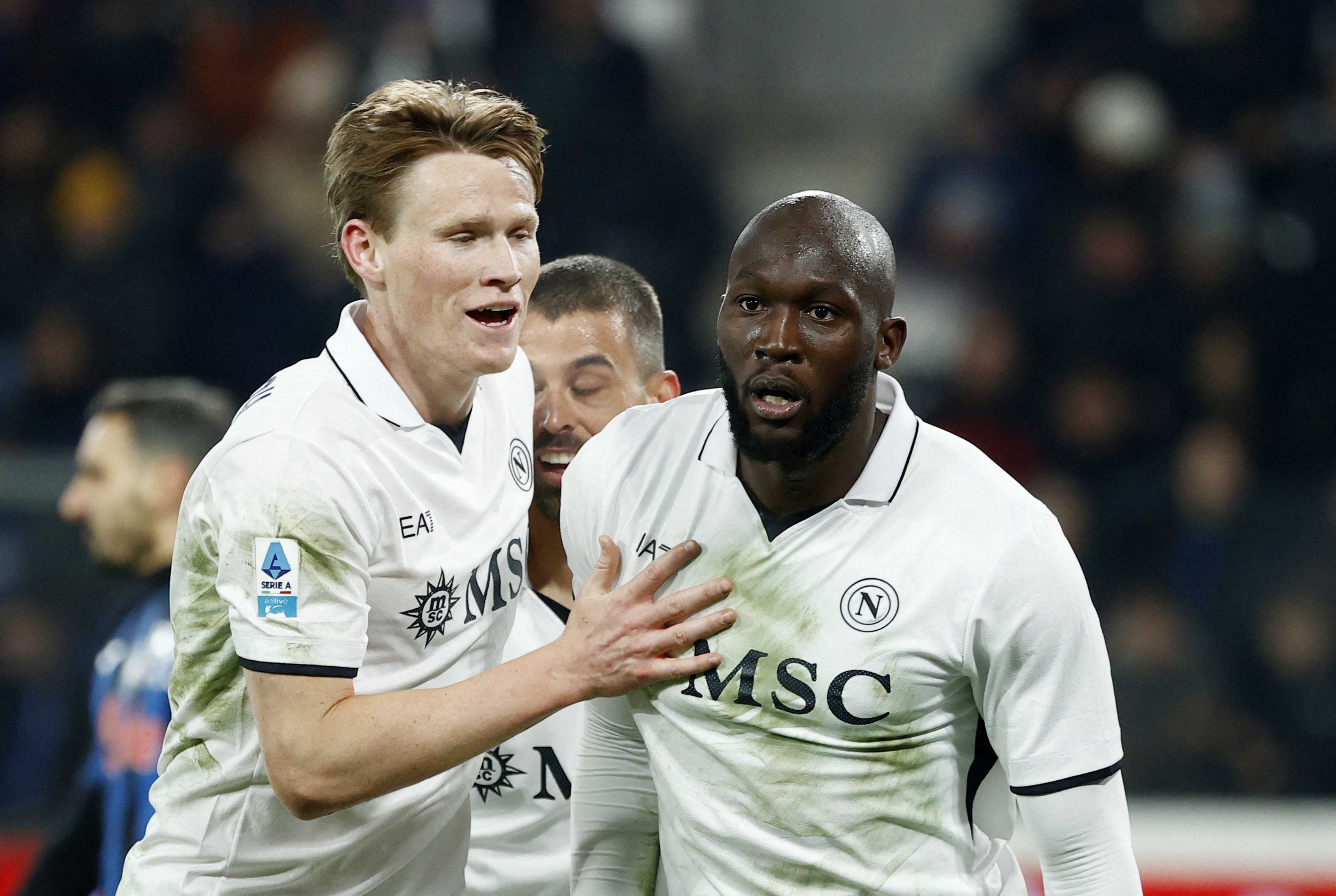 Lukaku se dua De Bruyne den Napoli? hinh anh