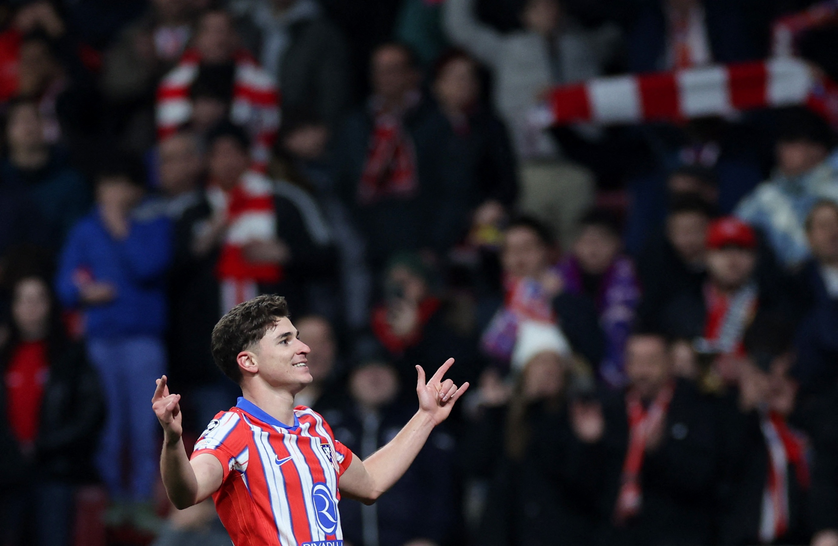 Ngoi sao Julian Alvarez hinh anh