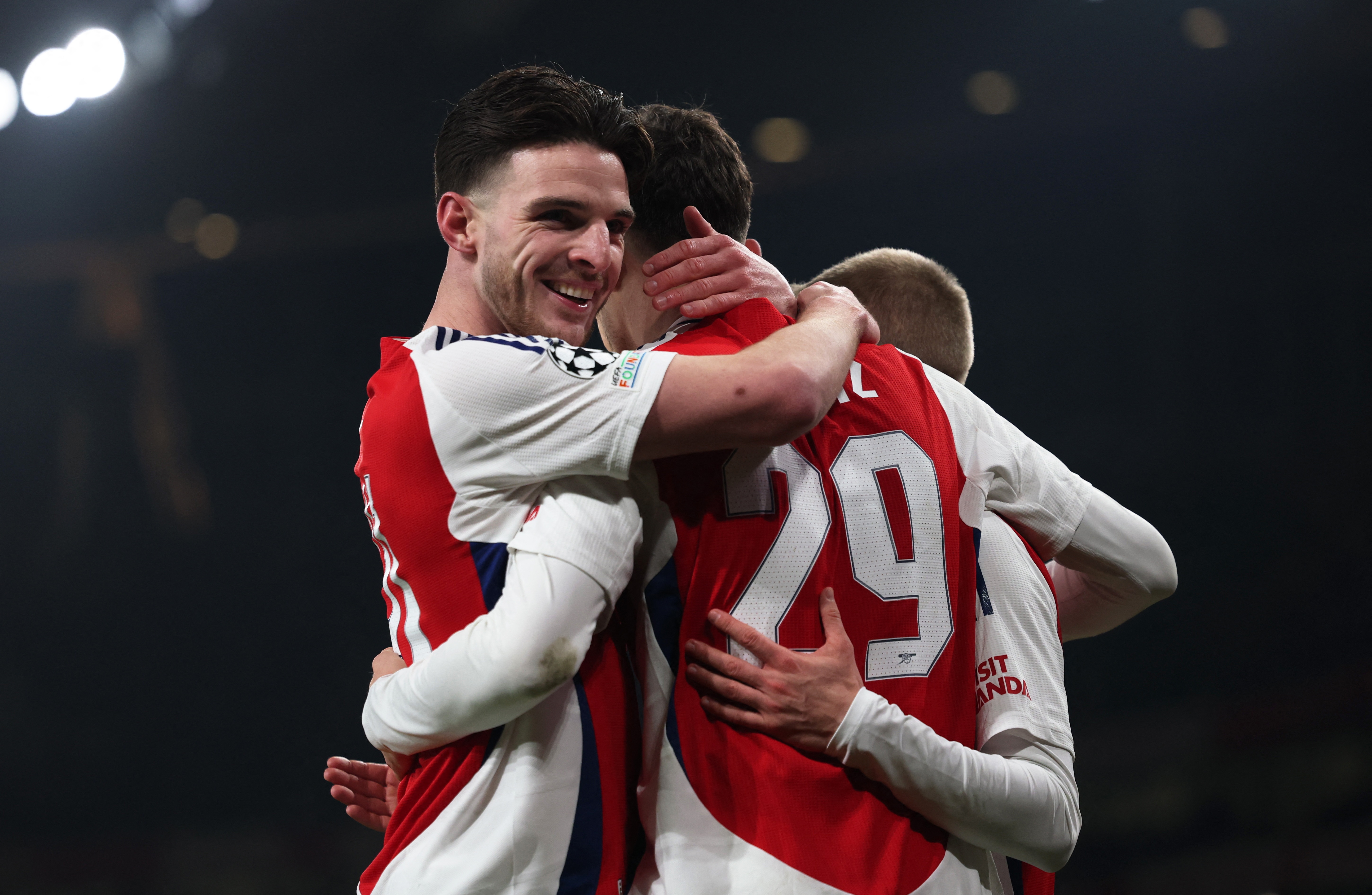 Vien canh 6 CLB Anh du Champions League 2025/26 hinh anh