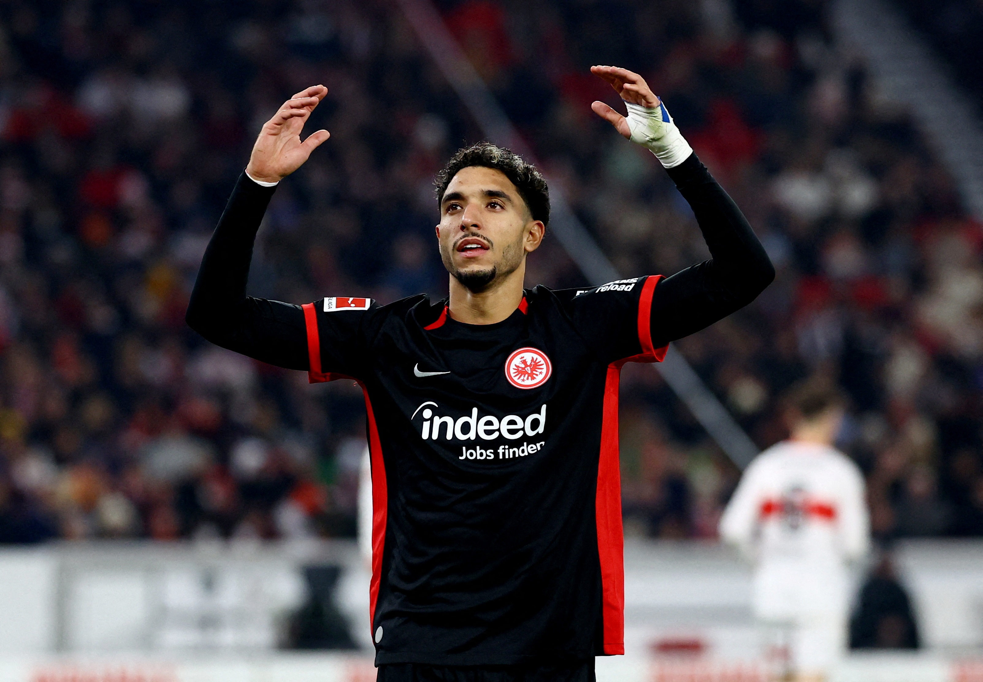 Lieu Marmoush co lam 'no tung' Premier League? hinh anh