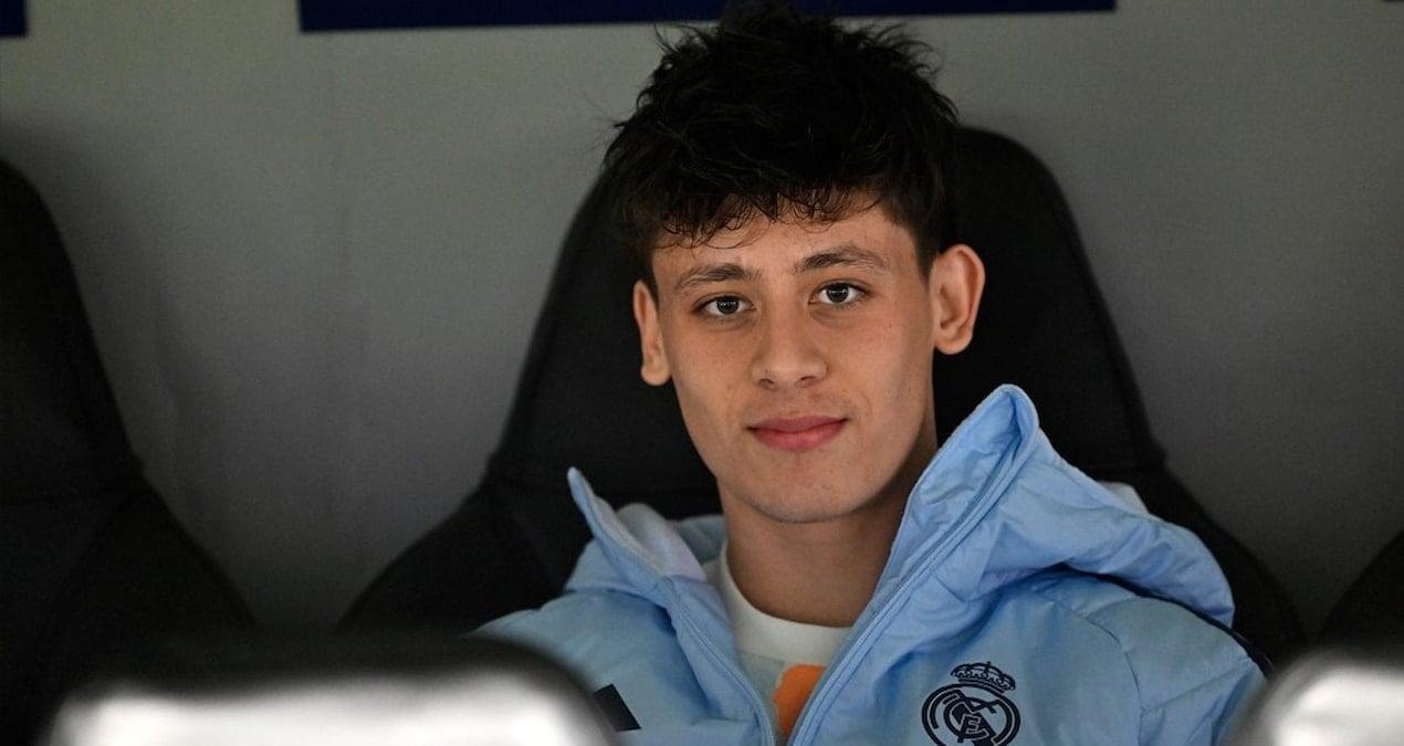 Arda Guler bat man voi Real Madrid hinh anh