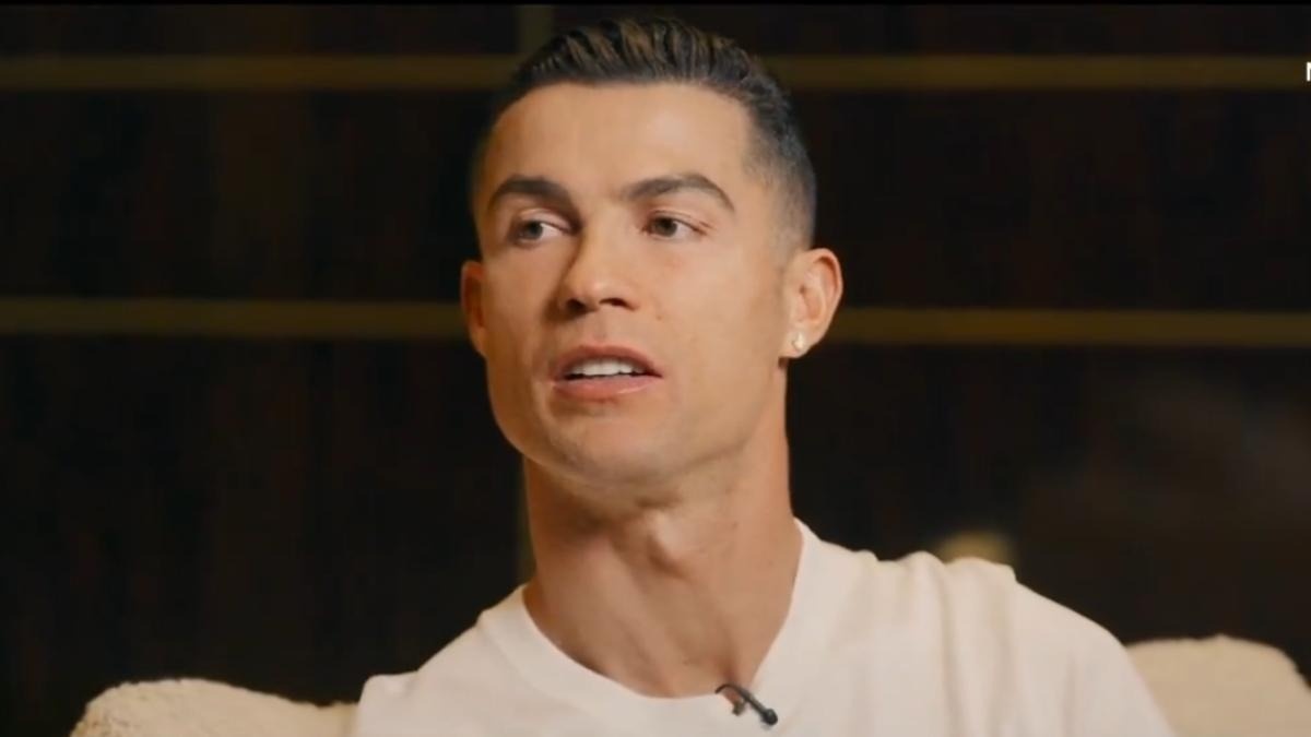 Ronaldo: 'Toi toan dien va hay nhat lich su' hinh anh