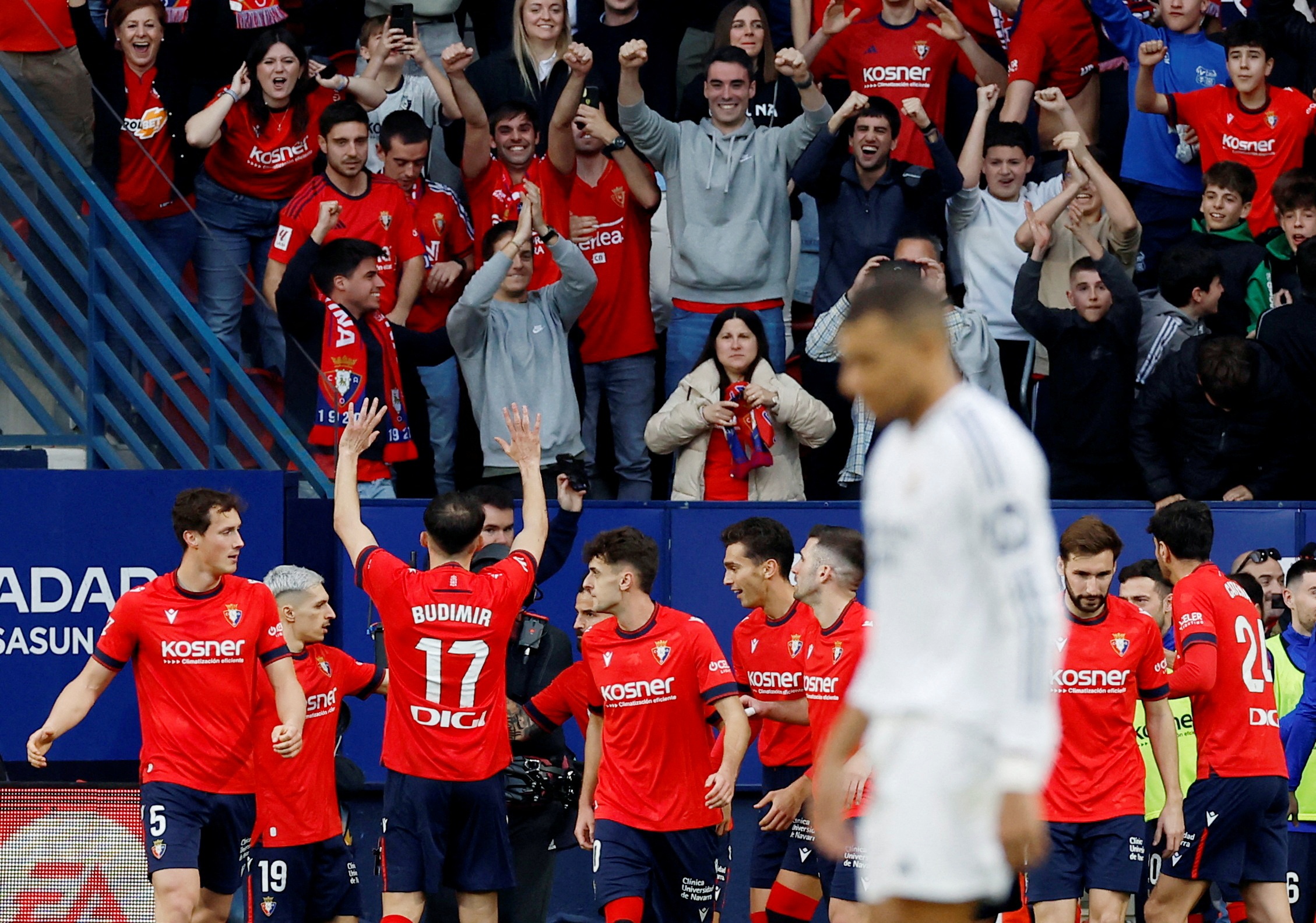 Co khi nao Real Madrid roi La Liga? hinh anh