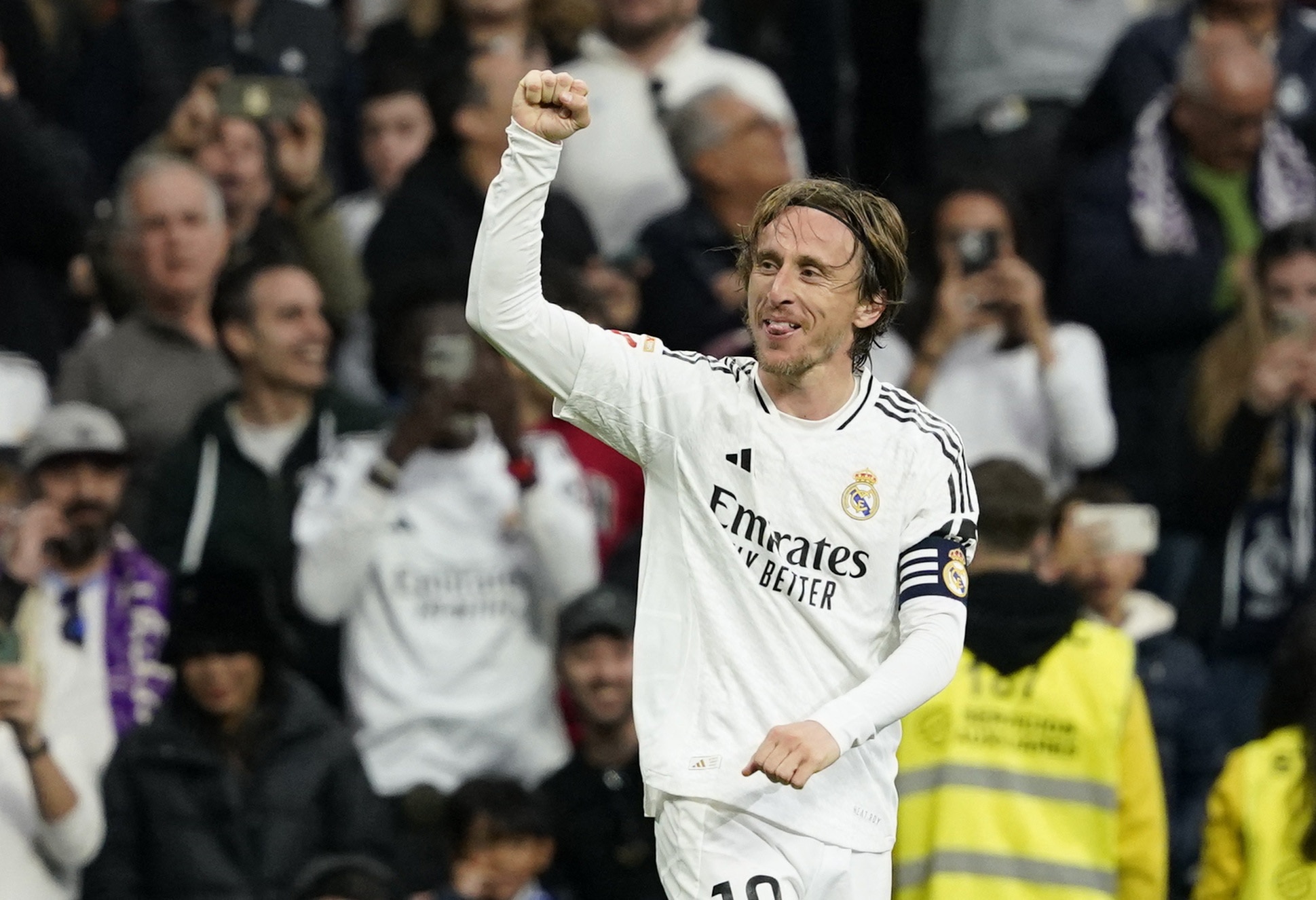 Modric va kiet tac lam rung chuyen Bernabeu hinh anh