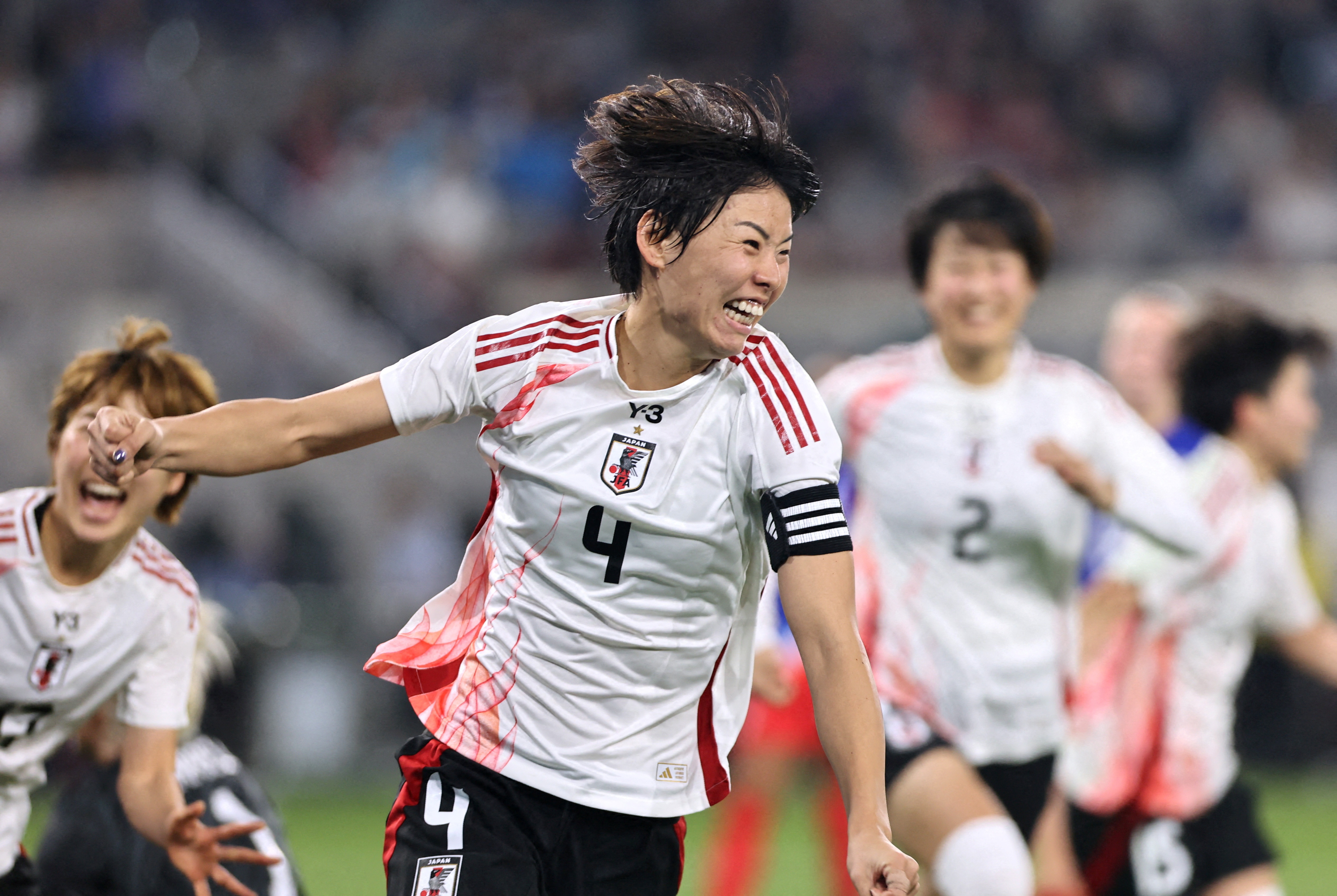 Tuyen nu Nhat Ban tao dia chan tai My hinh anh