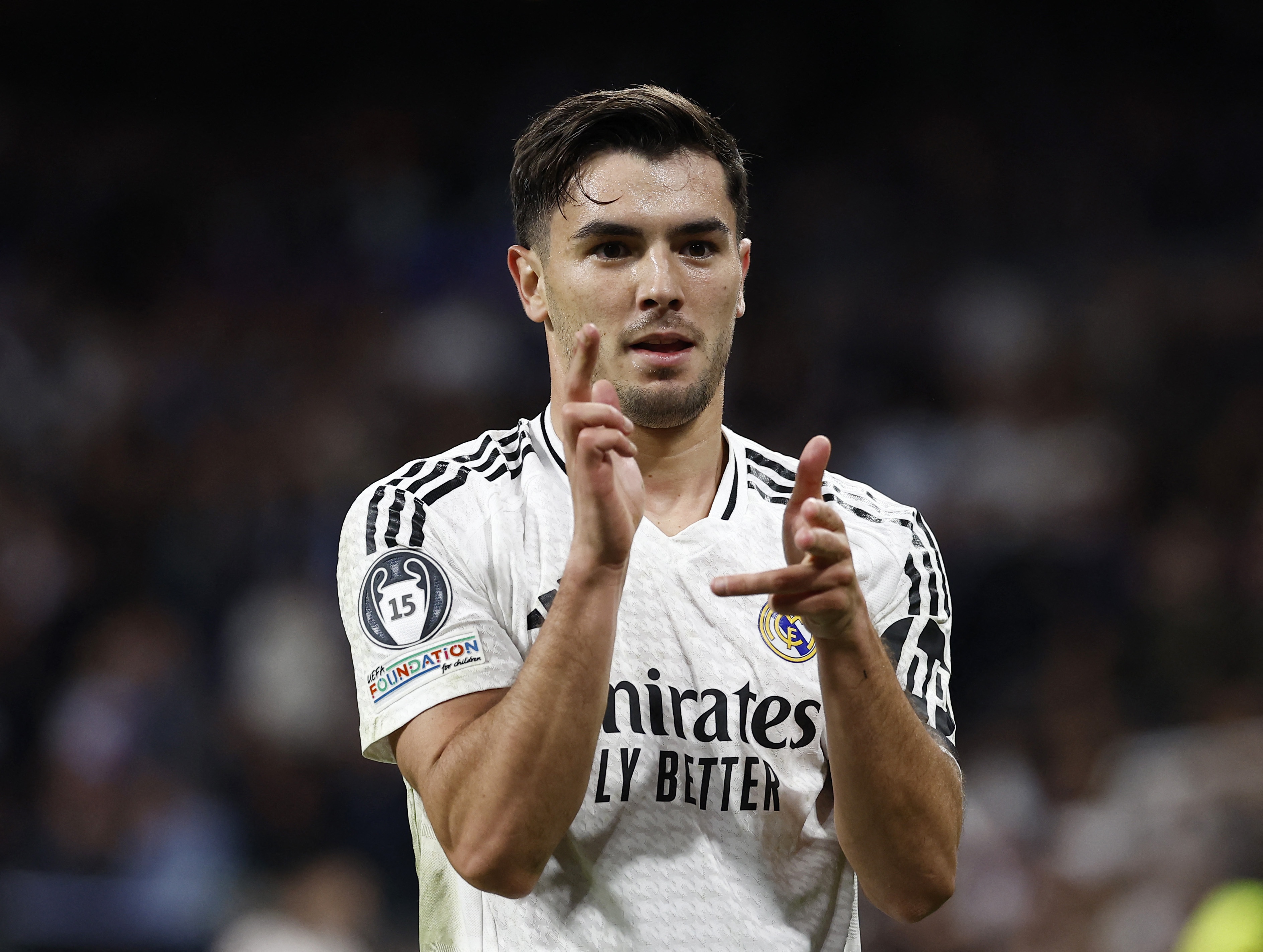 Nguoi hung Real thach thuc HLV Simeone hinh anh