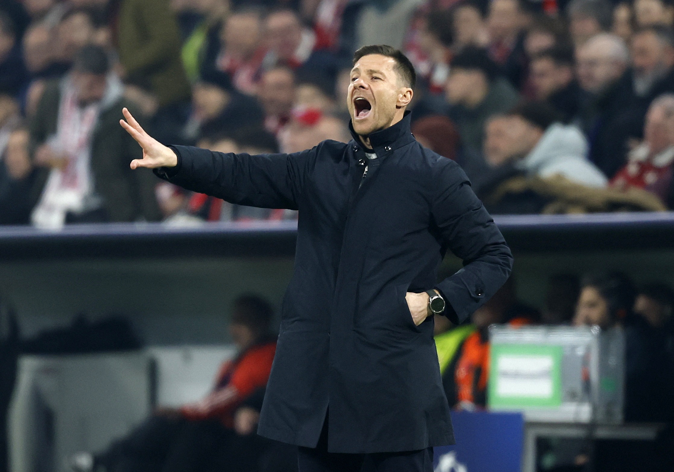 Dau cham het cho Xabi Alonso? hinh anh