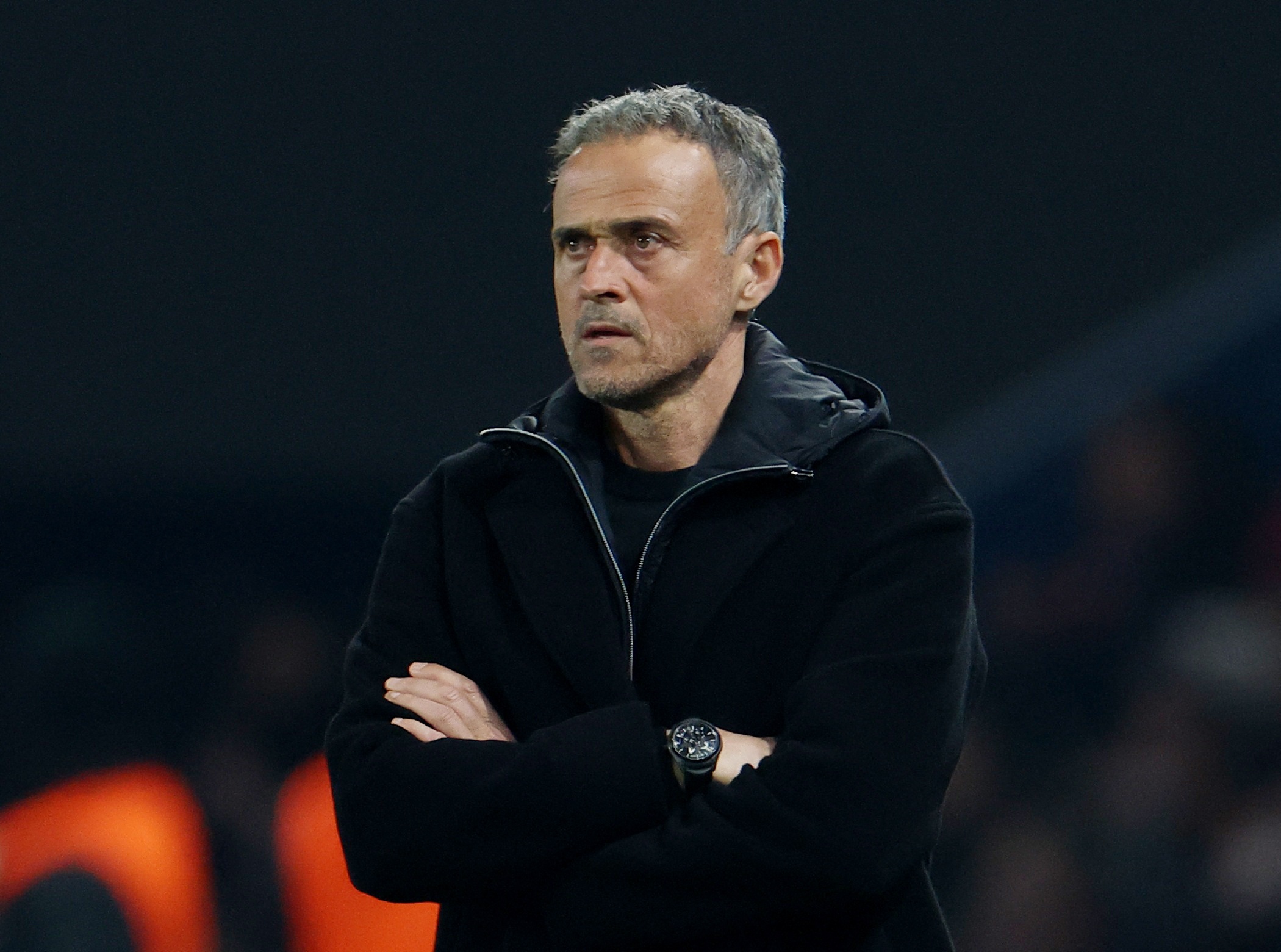 HLV PSG: 'Bong da doi khi qua bat cong' hinh anh