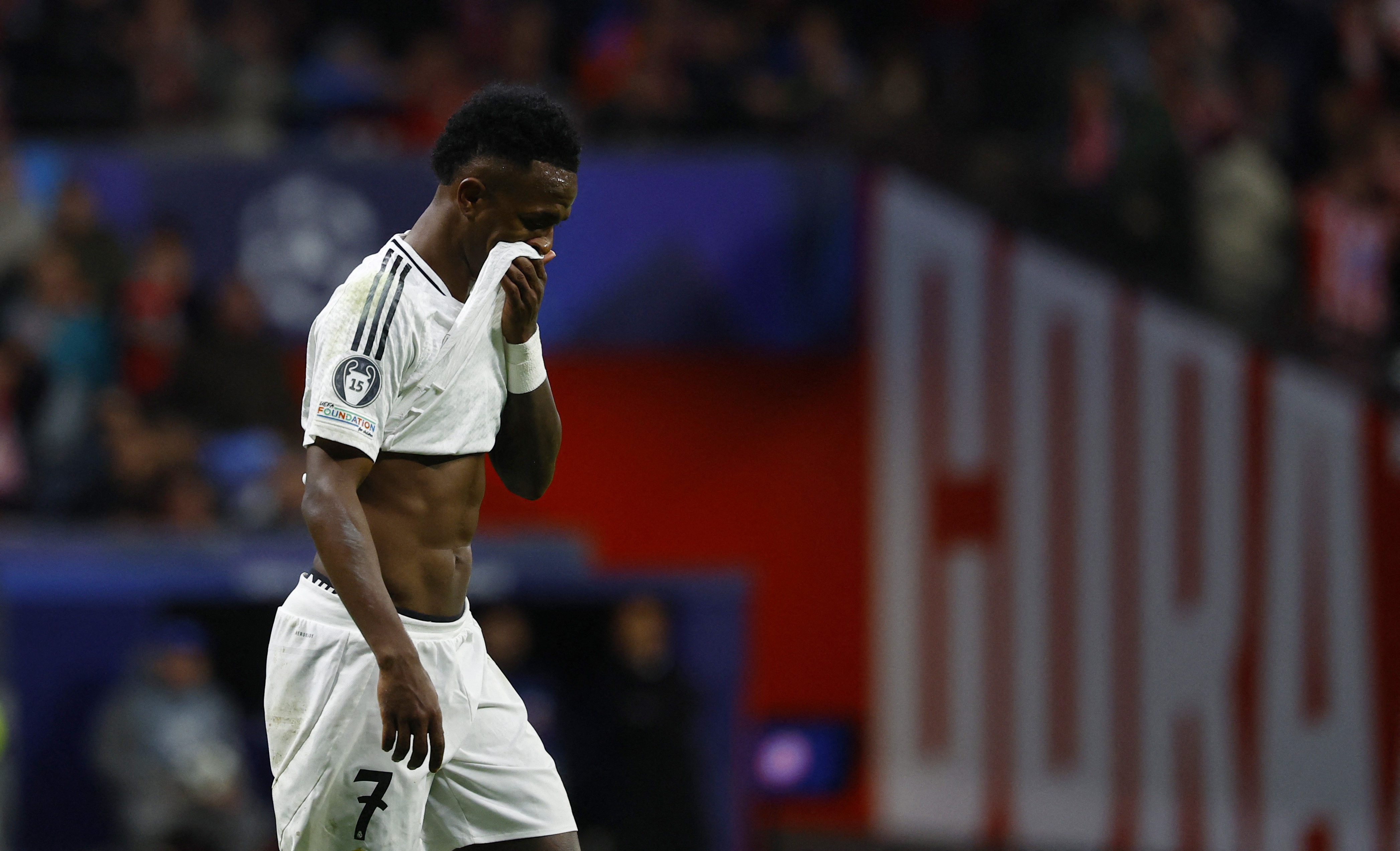 Vinicius che nhao CDV Atletico Madrid hinh anh