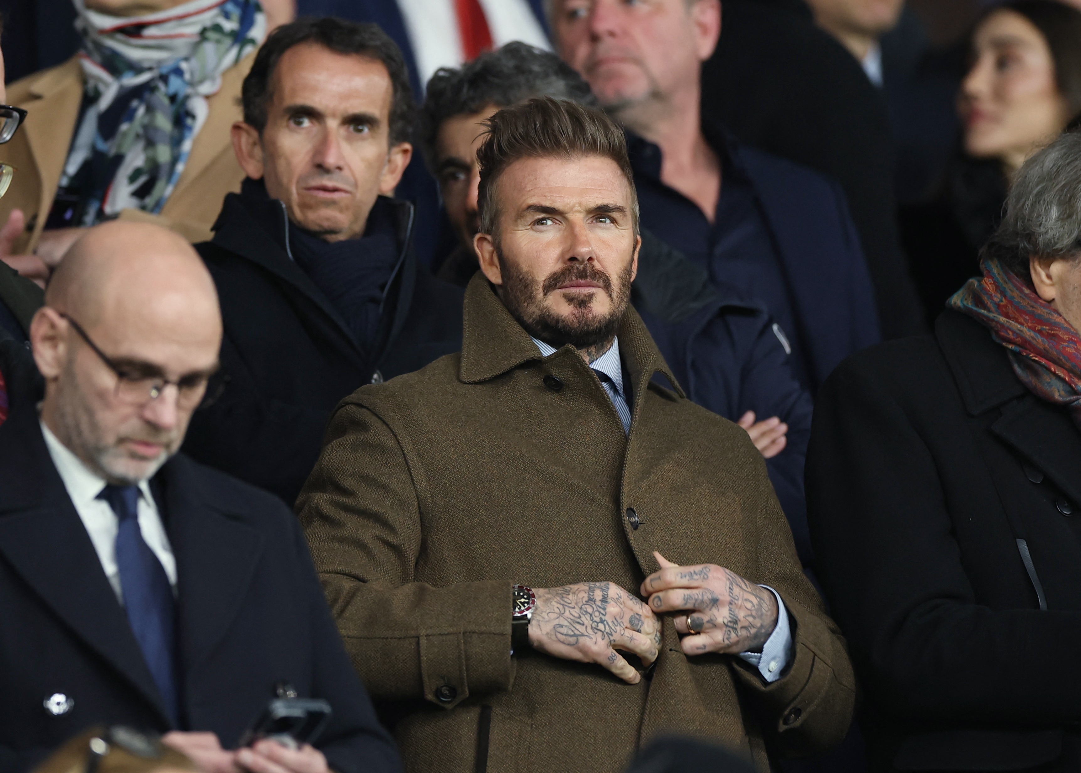 Beckham ca ngoi CDV Newcastle hinh anh