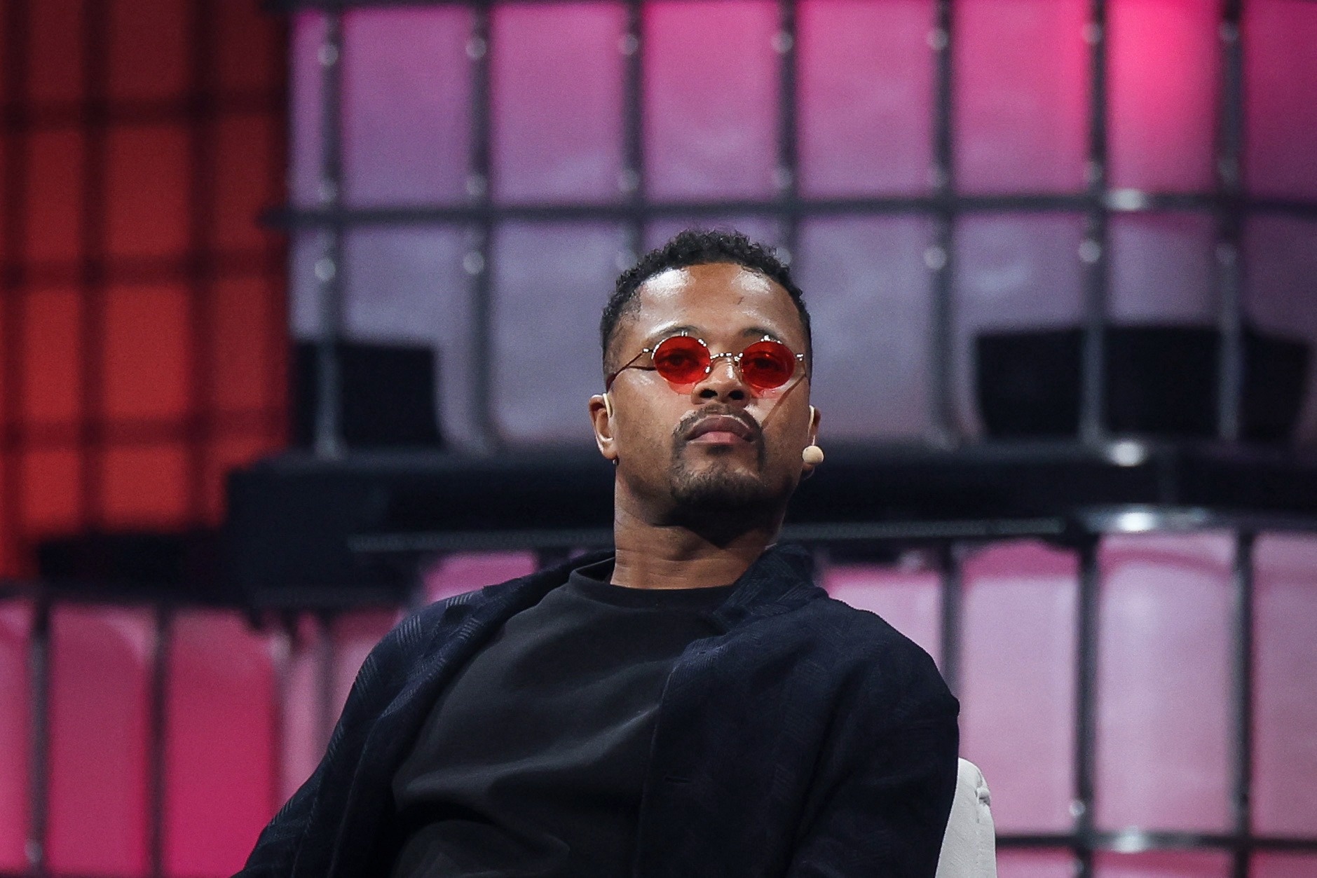 Evra tuyen bo gay soc ve Messi hinh anh