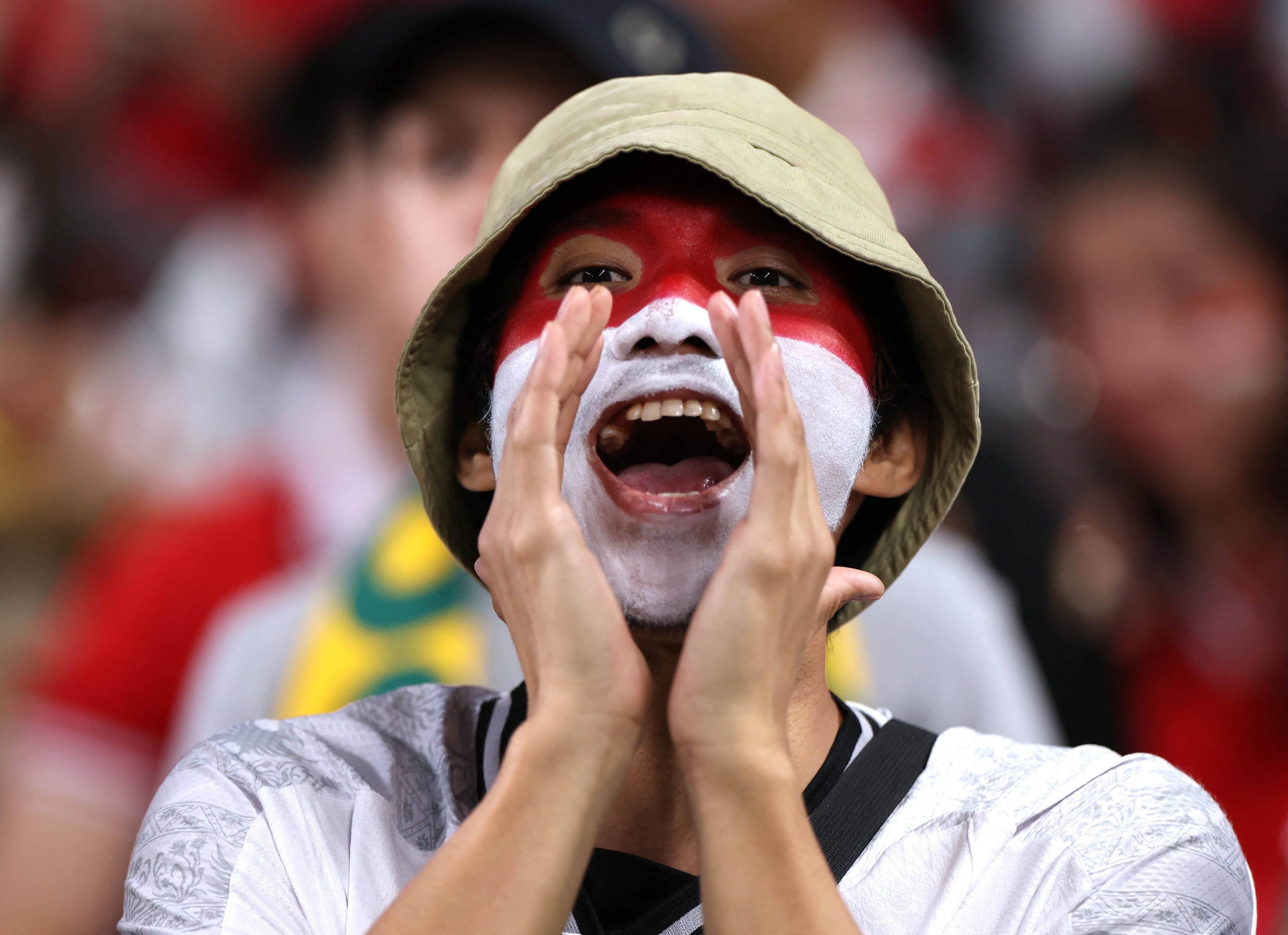 CDV Indonesia xau ho sau tran thua Australia hinh anh