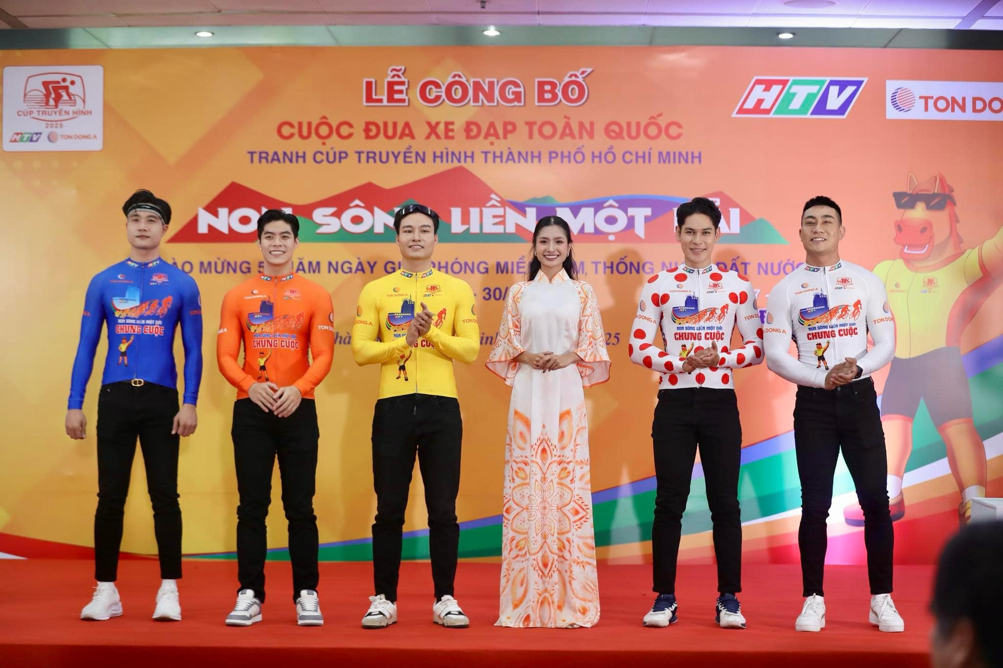 Cup Truyen hinh TP.HCM 2025 hua hen kich tinh hinh anh