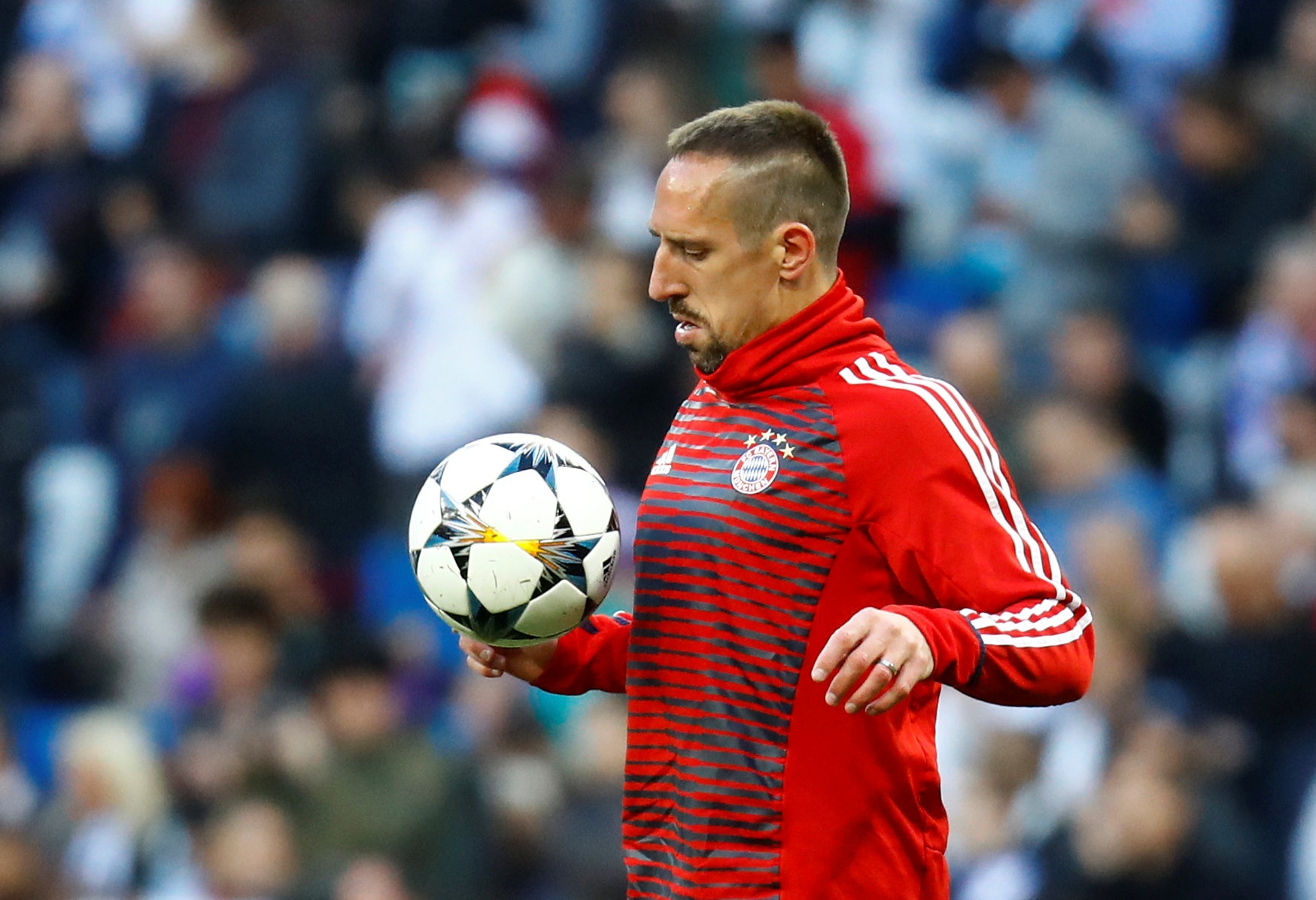 Ribery trai long ve can benh quai ac hinh anh