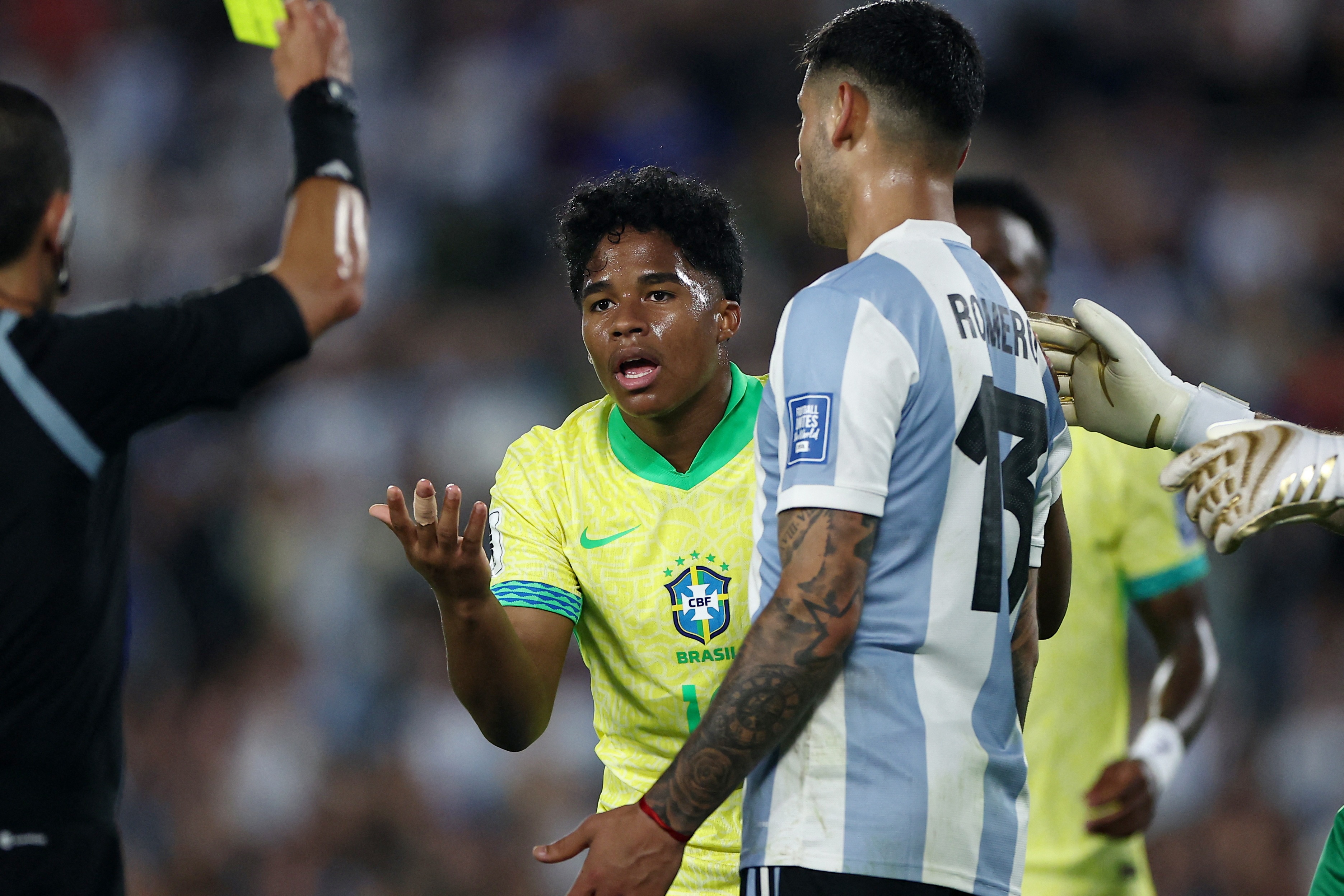 Chuyen gi dang xay ra voi tuyen Brazil hinh anh