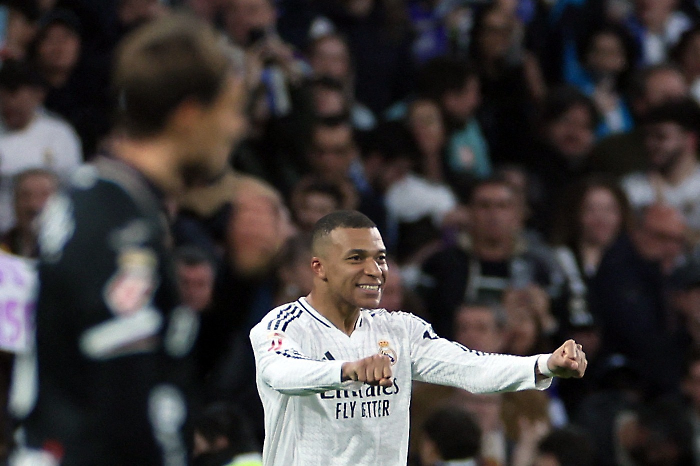 Real Madrid da tim thay ‘Ronaldo 2.0’ hinh anh