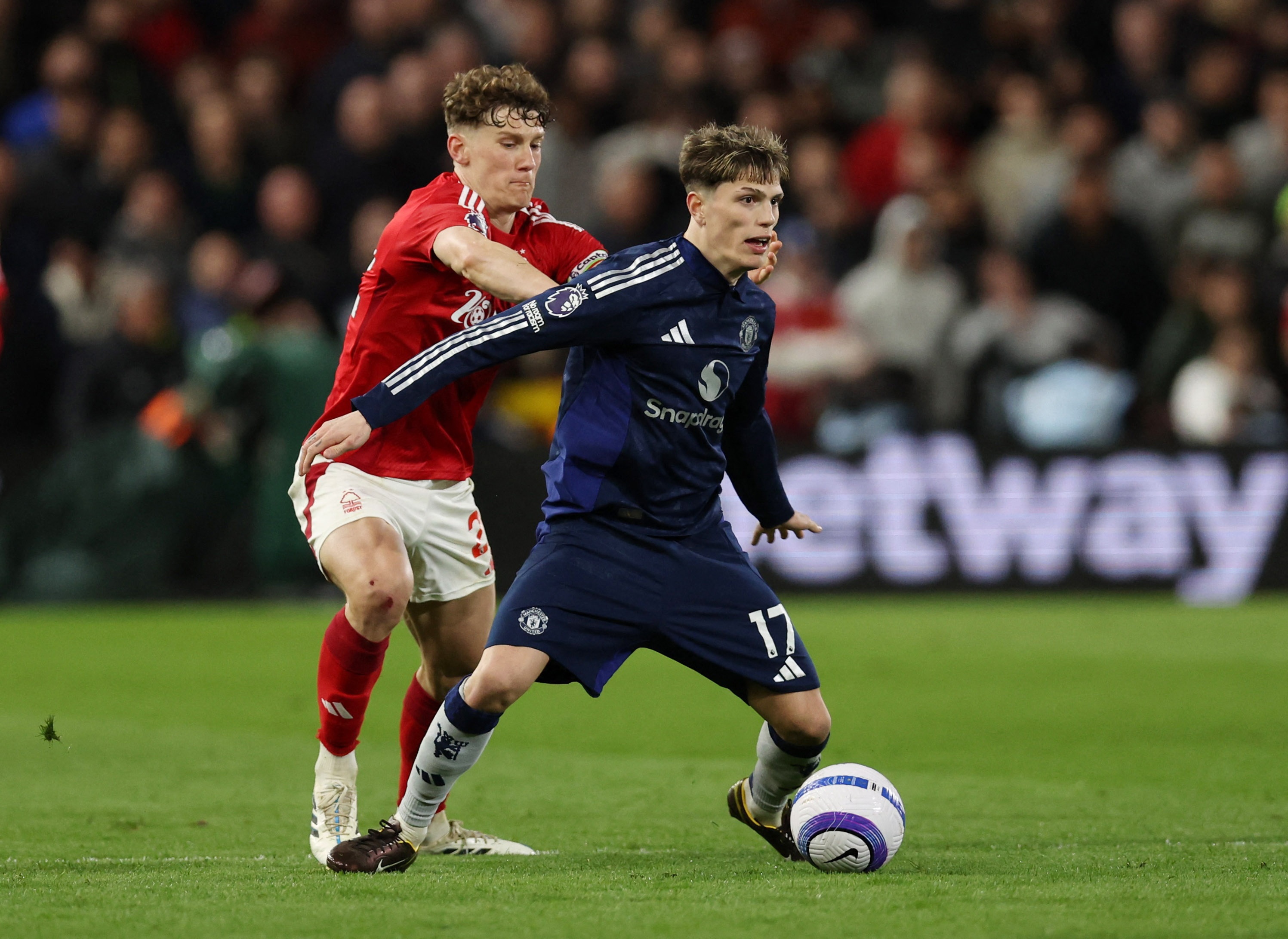 Manchester United lo 'diem mu' chuyen nhuong hinh anh