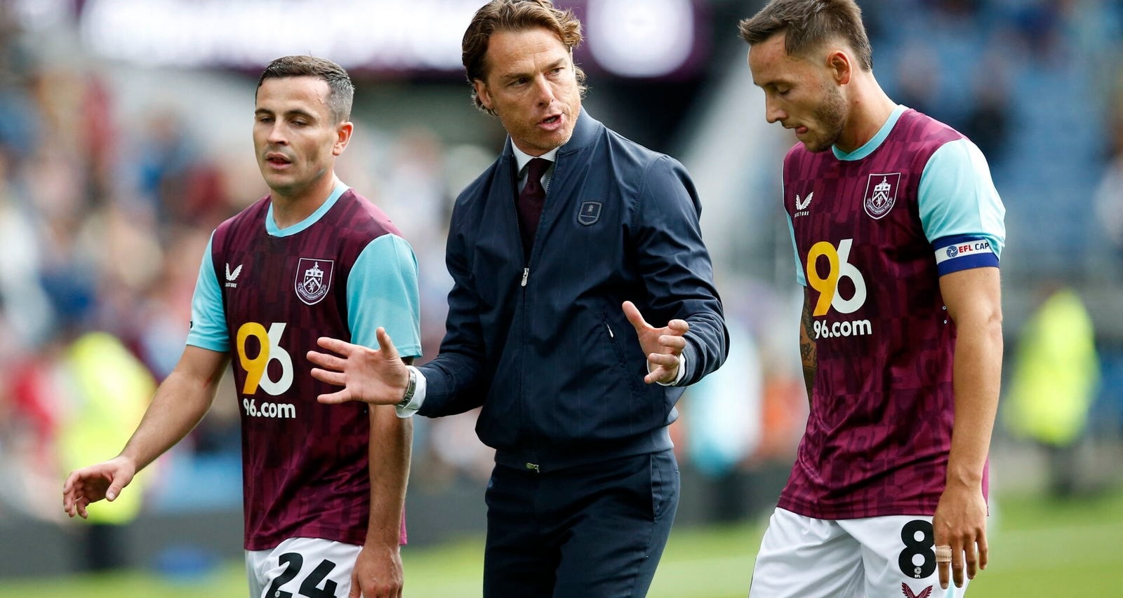 Burnley ap sat ky luc 71 nam cua bong da Anh hinh anh