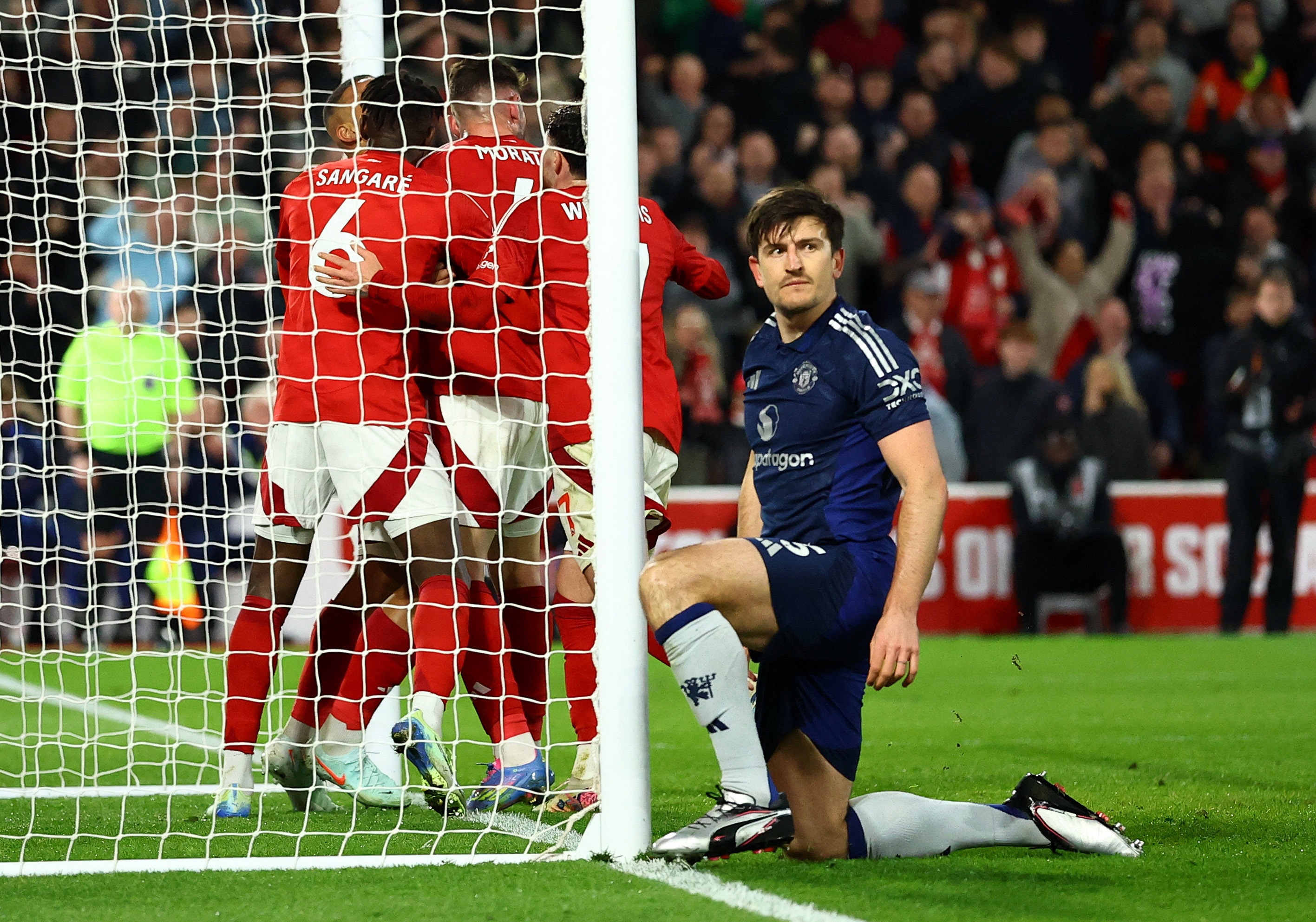 MU mang y tuong 'dien ro' vao derby Manchester hinh anh