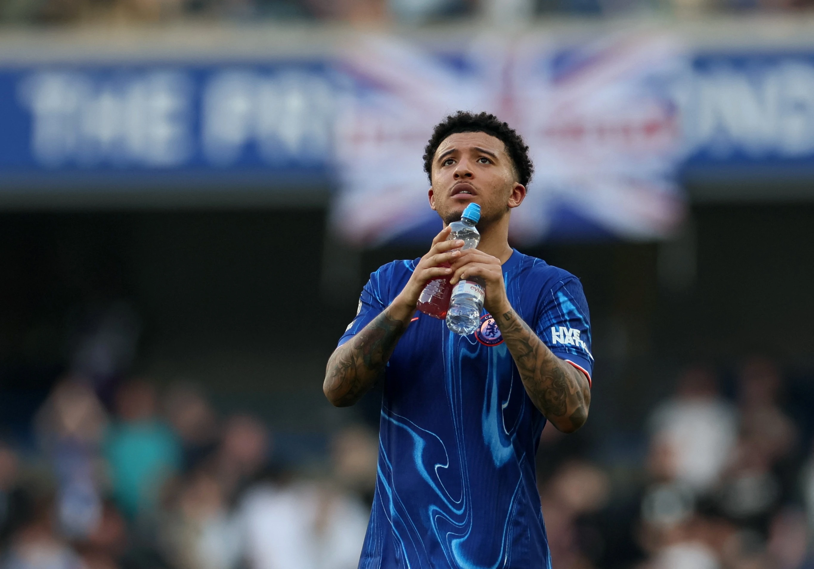 Juventus sap hoan tat vu Sancho hinh anh