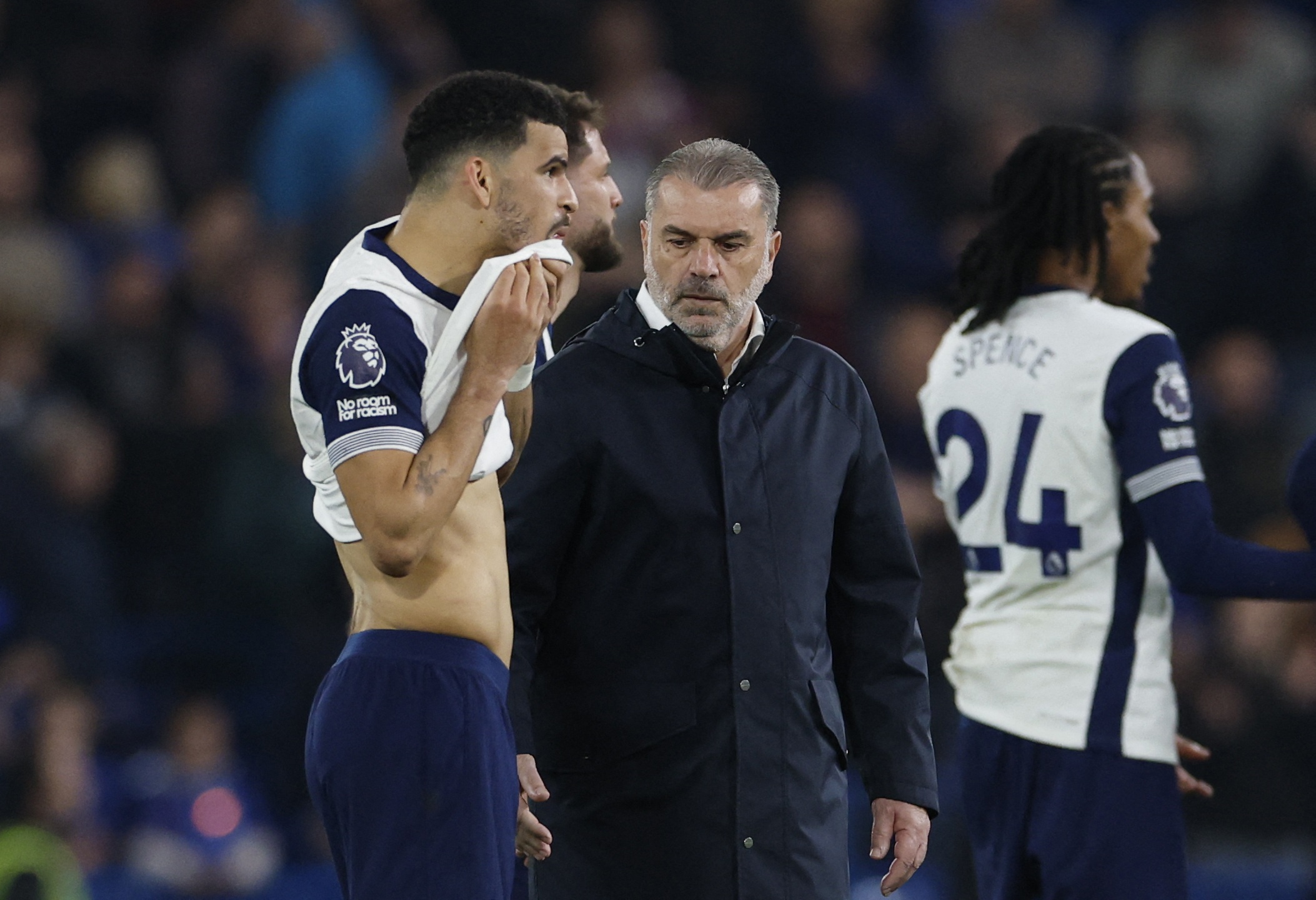 HLV Tottenham: 'VAR dang giet bong da' hinh anh