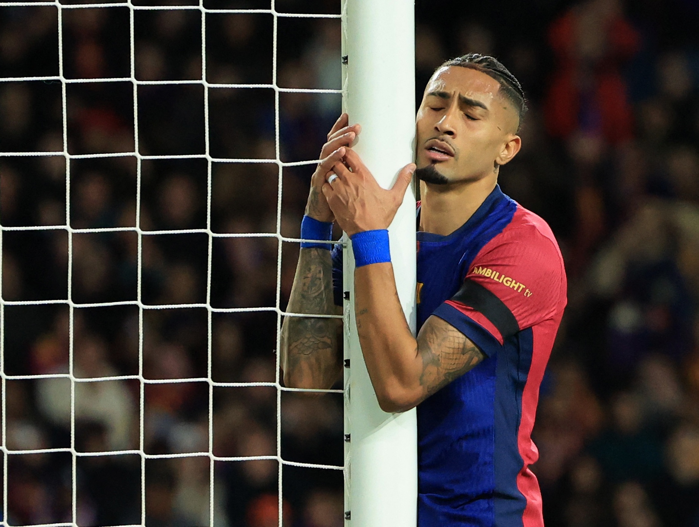 Raphinha thoat an phat hinh anh