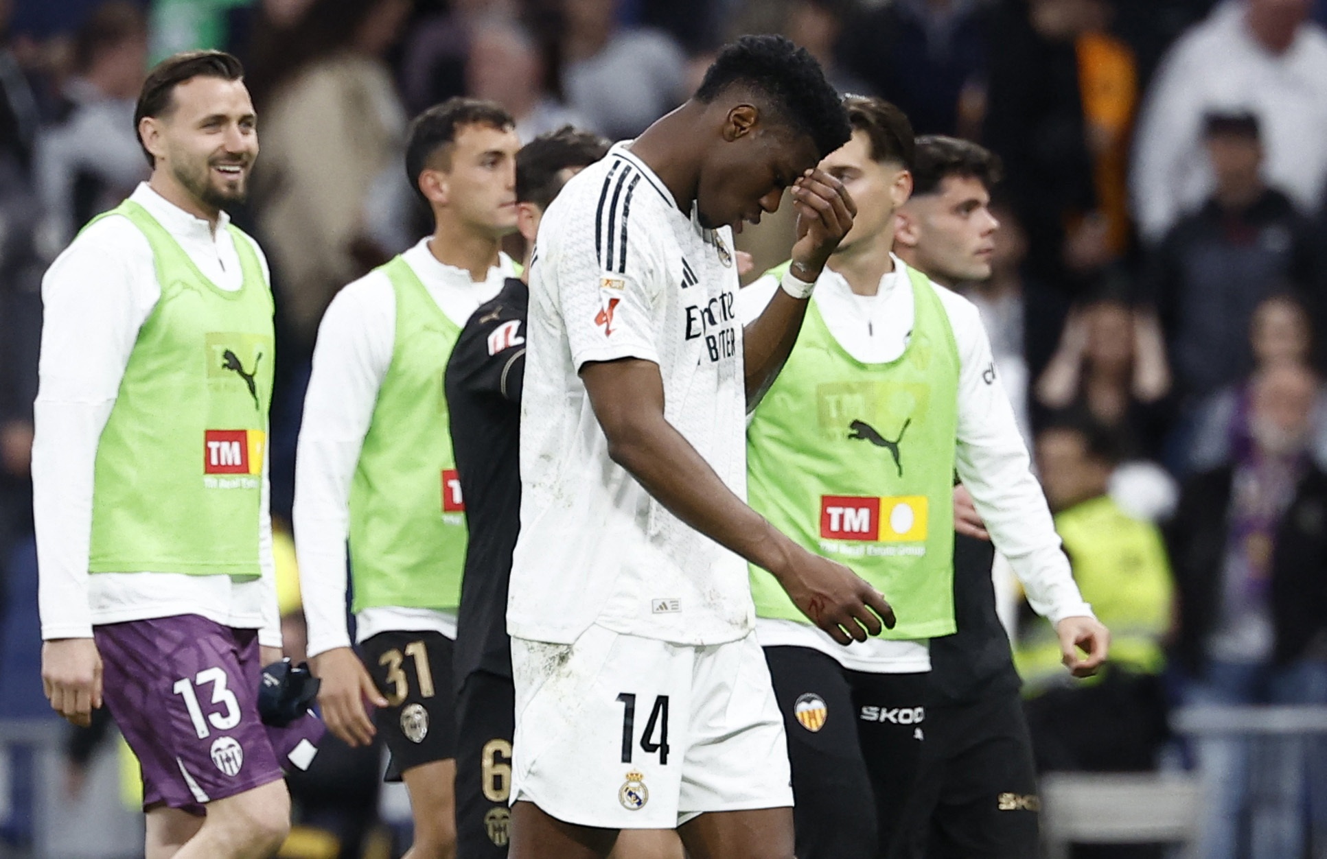 Real Madrid lo diem yeu chet nguoi hinh anh