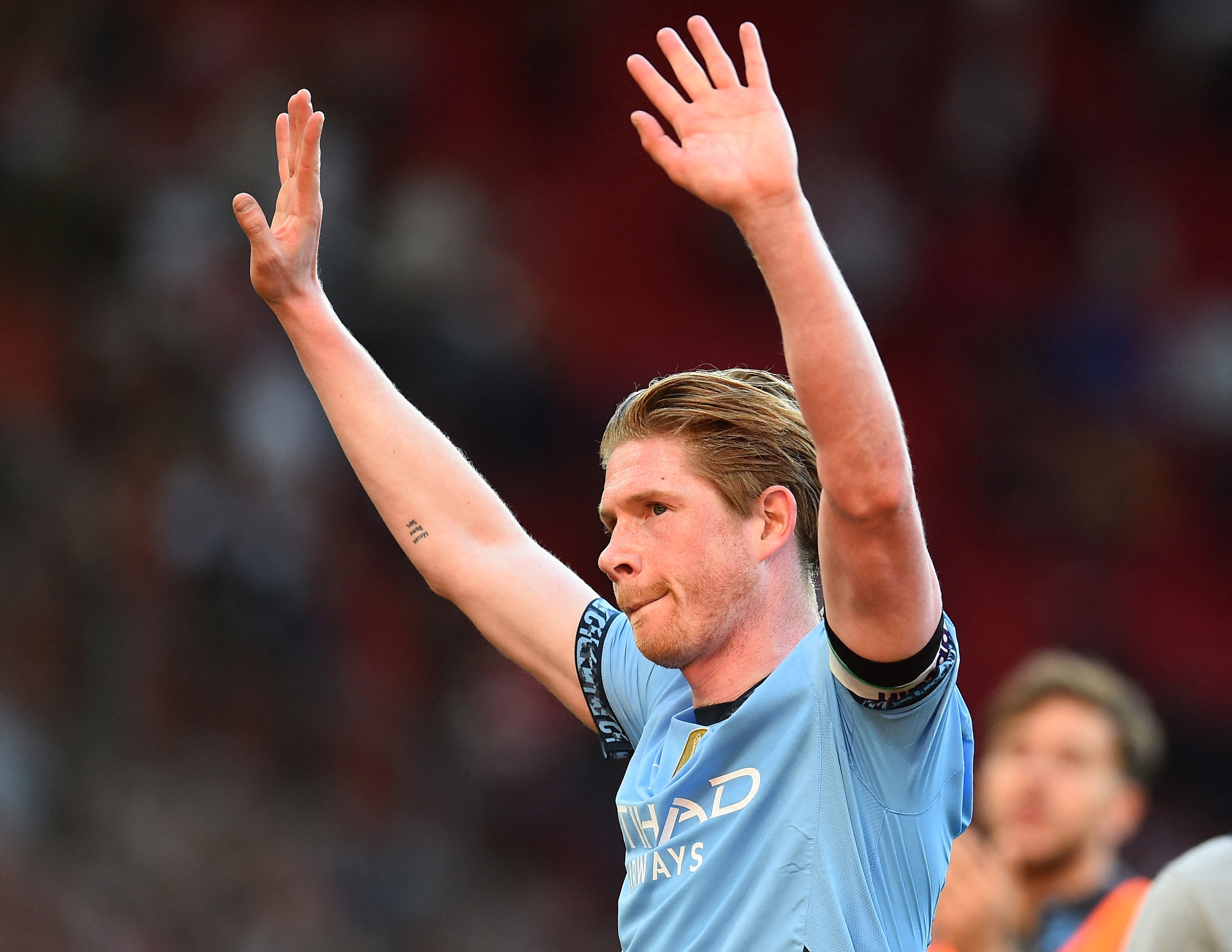 Lo ben do tiem nang cua De Bruyne hinh anh