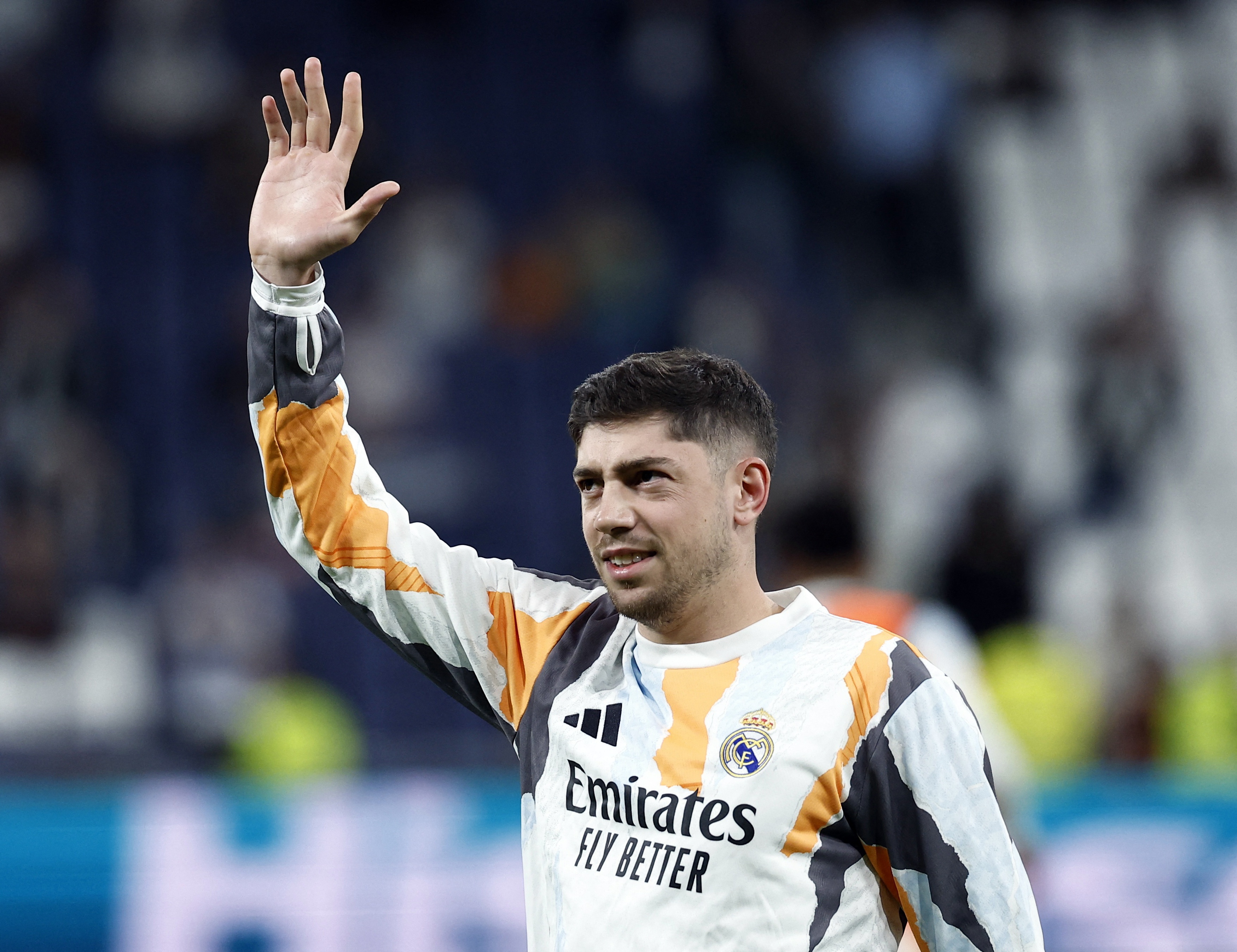 Real Madrid dang sai voi Valverde hinh anh