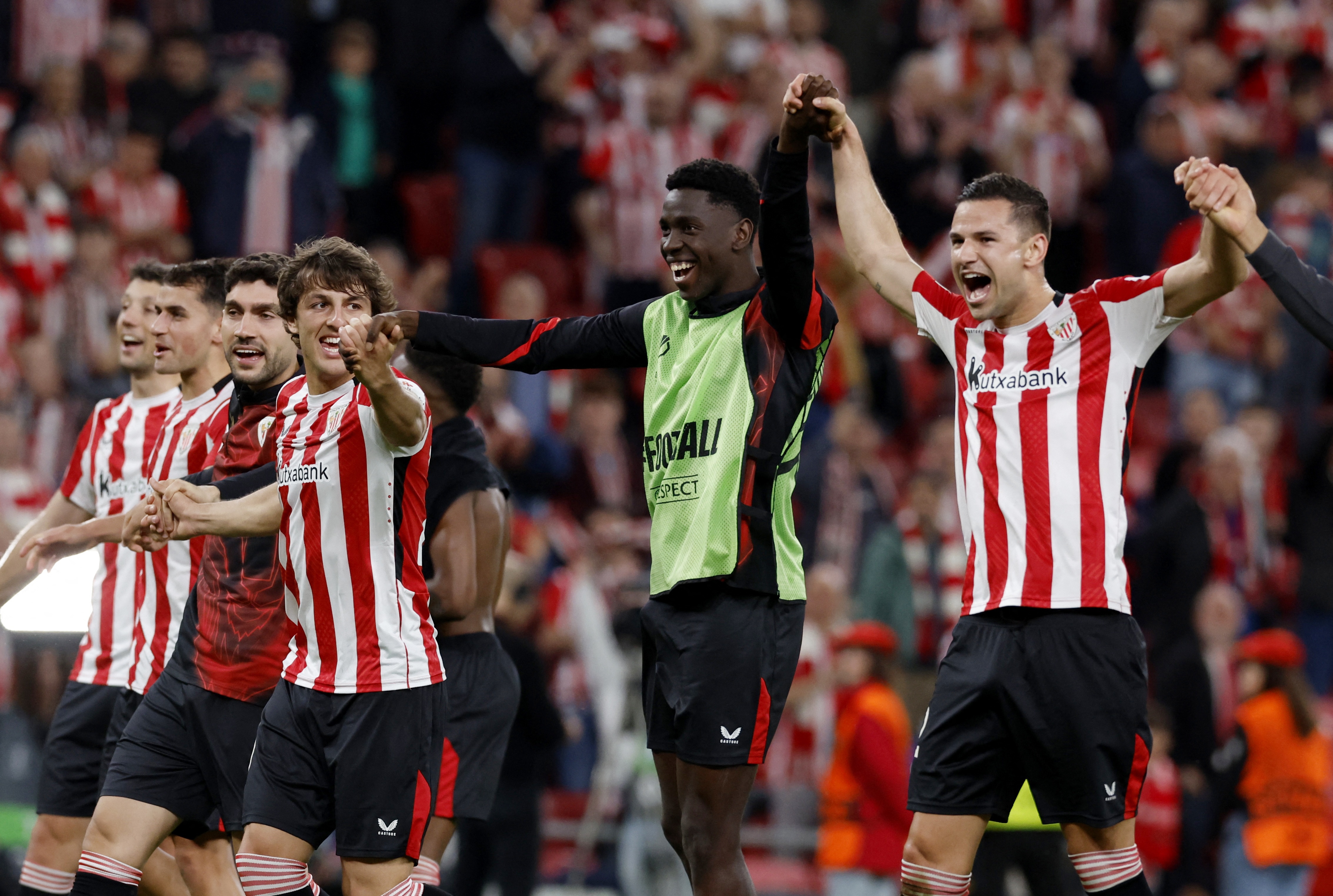 Doi thu sap toi cua MU dang so the nao hinh anh