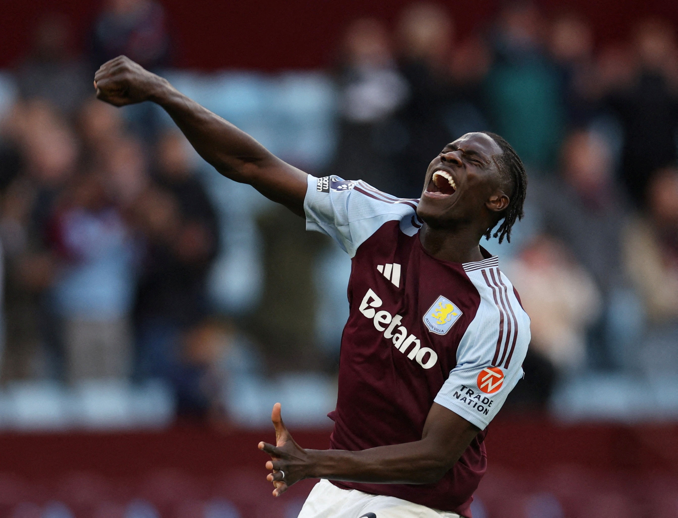 Aston Villa de bep Newcastle hinh anh